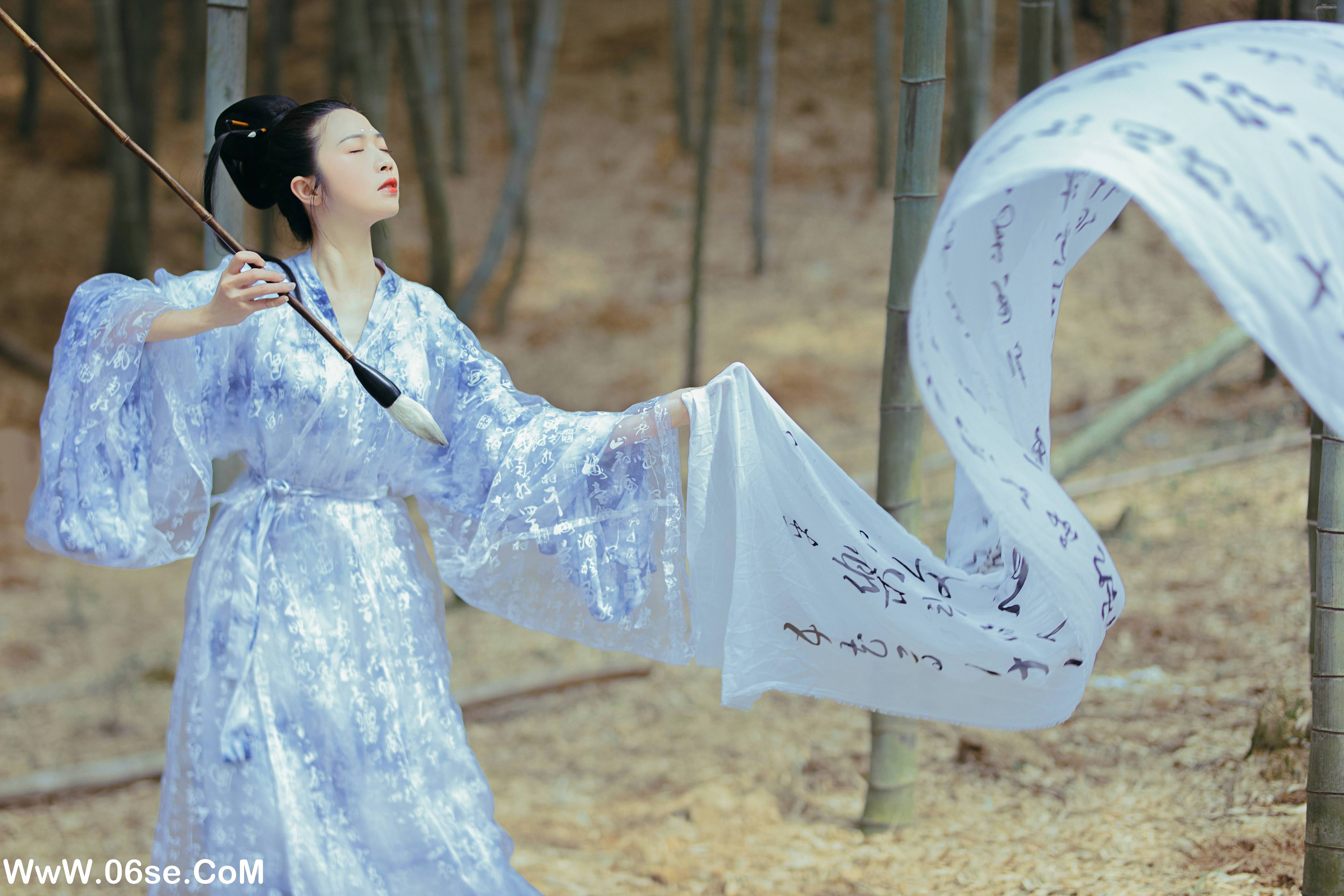图片[8]-[YITUYU艺图语]2022.08.24 笔仙 君心蓝[21+1P／378MB]-六色网