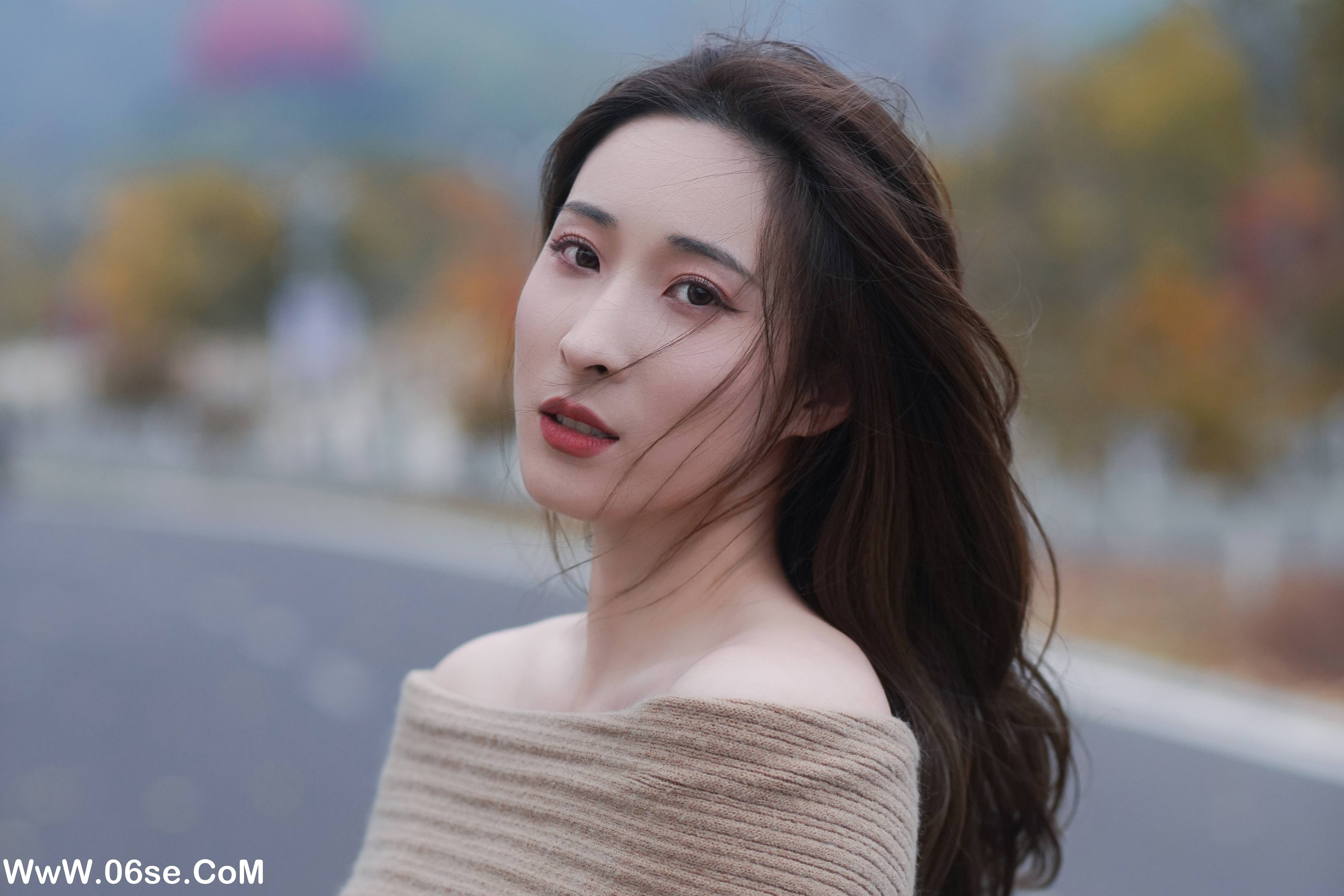 图片[23]-[YITUYU艺图语]2022.12.10 叶落知秋 阿音[25+1P／467MB]-六色网