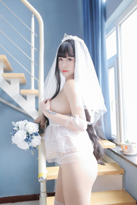[Image: 70b0a4f593fc1aebc1a50.jpg]