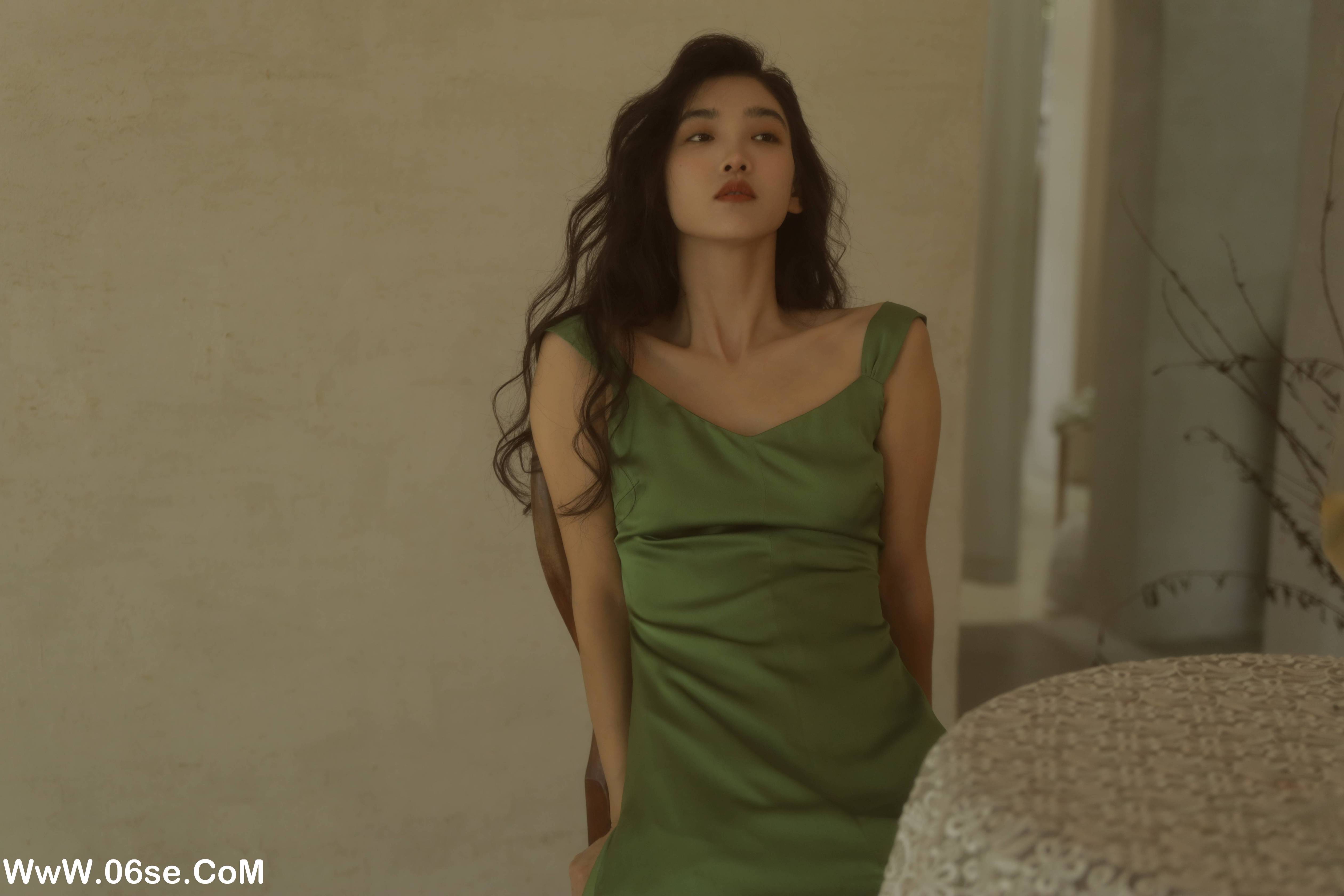 图片[12]-[YITUYU艺图语]2022.10.14 绿色连衣裙 海角的郭荣[21+1P／139MB]-六色网