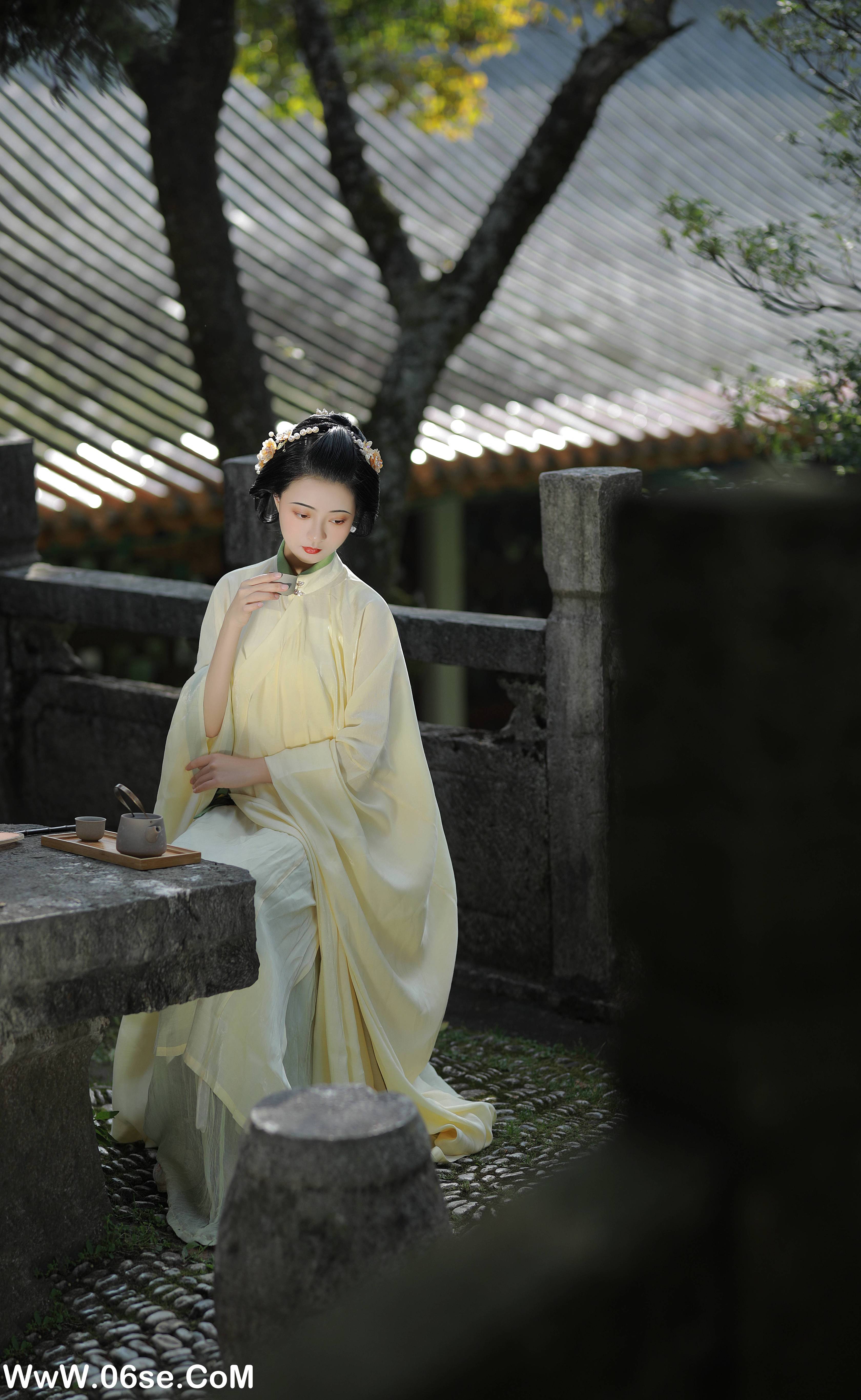 图片[3]-[YITUYU艺图语]2022.11.30 淡淡春山 YunFleur[39+1P／747MB]-六色网