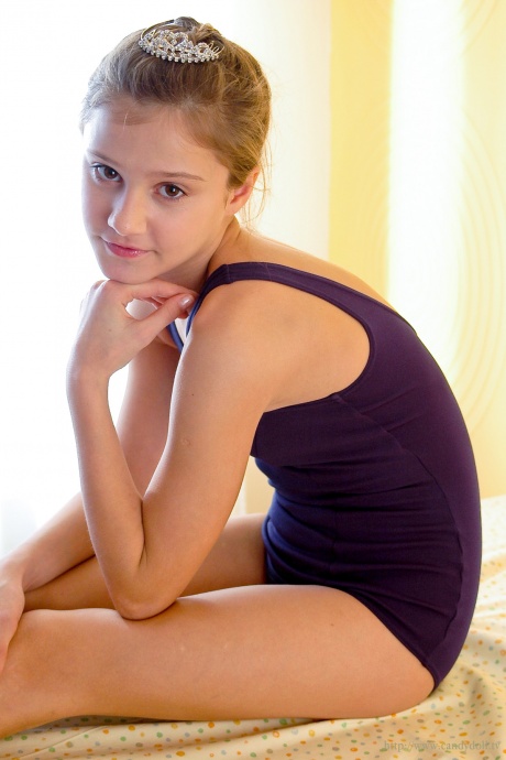 [Image: 70f8a48fc0f07a69e1dd7.jpg]