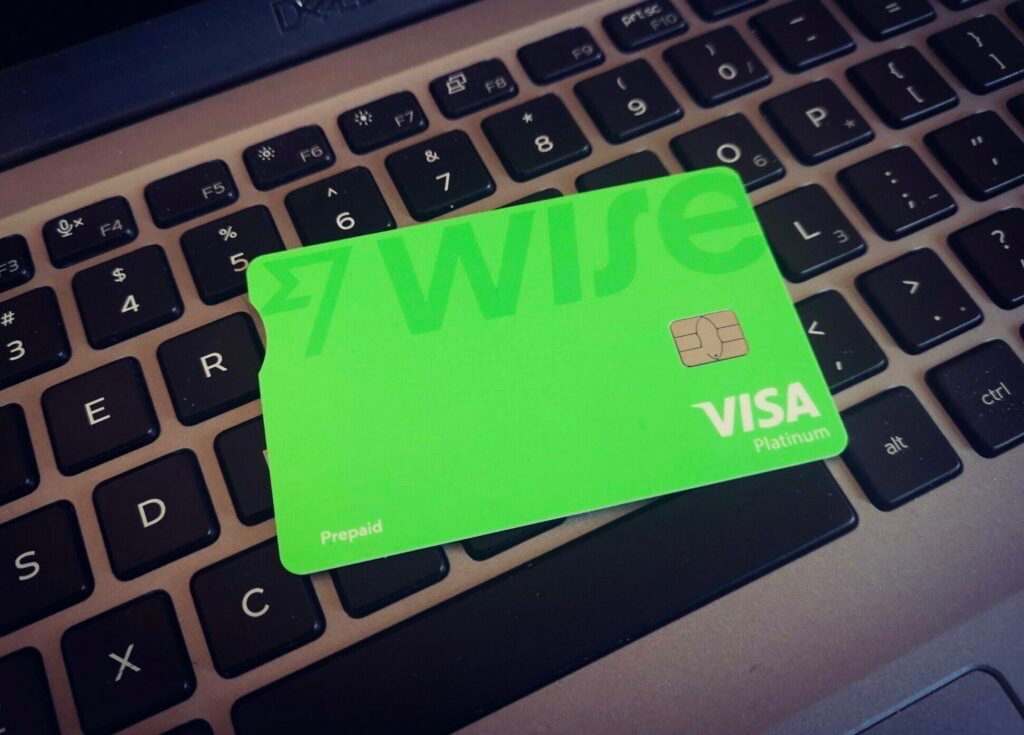 КАК ГРАЖДАНИНУ РФ/СНГ ОТКРЫТЬ СЧЕТ В ЕВРОПЕЙСКОМ БАНКЕ – Telegraph