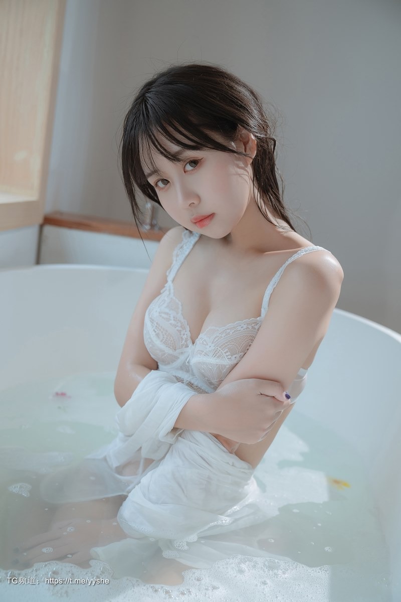 [Cos]萌芽儿 - 浴缸[72P] 36