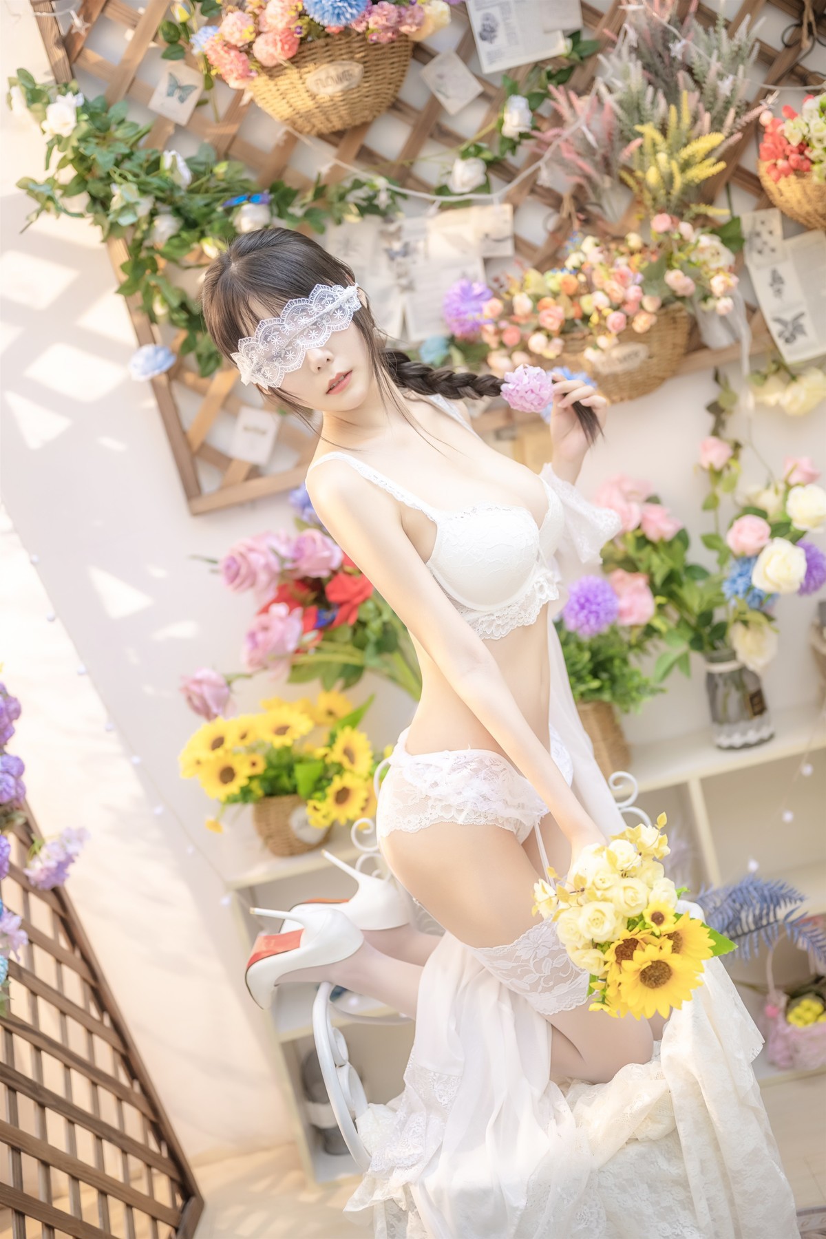 香草喵露露写真 Cosplay 白色玫瑰 29
