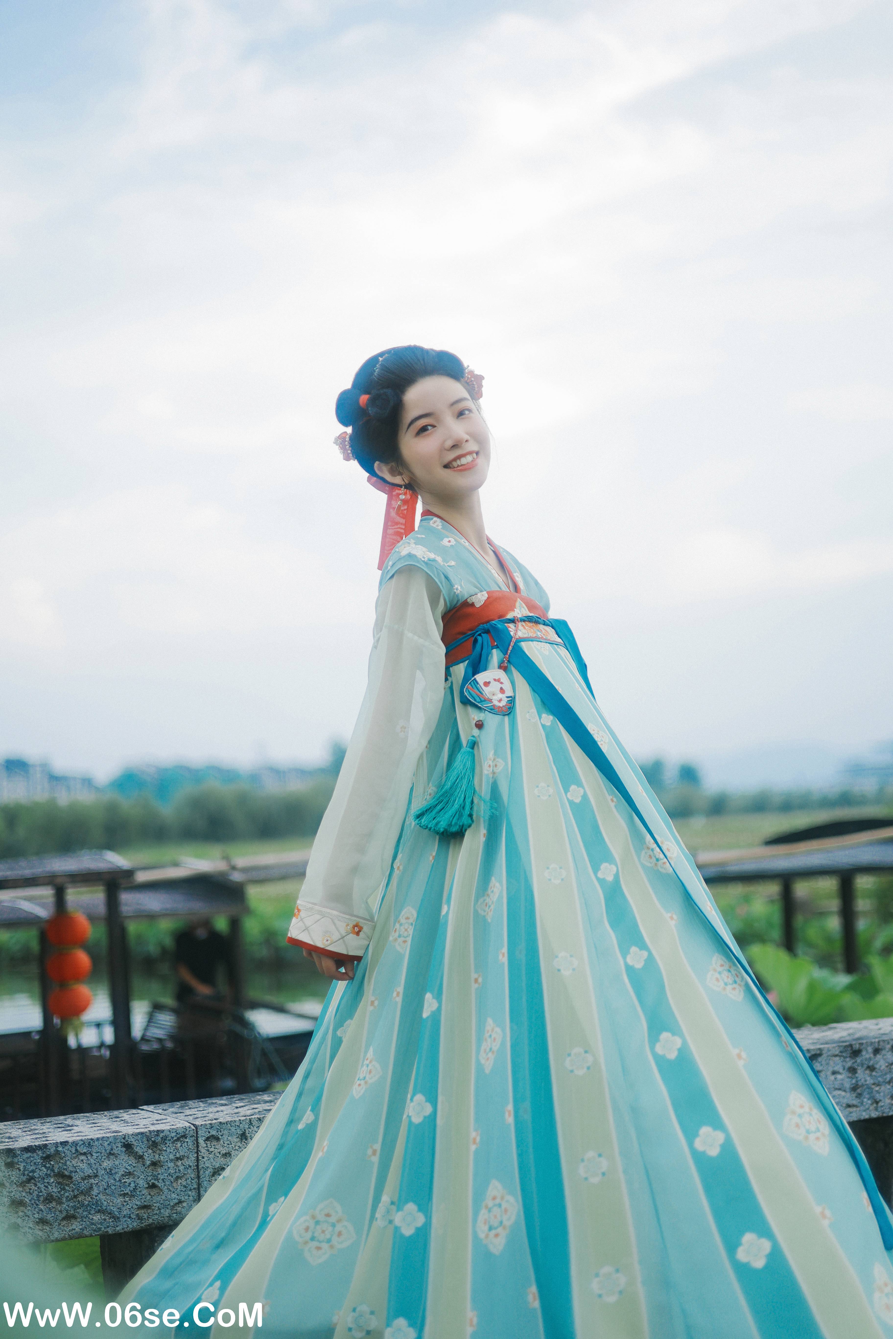 图片[10]-[YITUYU艺图语]2022.07.14 夏荷 一只阿梦崽[38+1P／294MB]-六色网