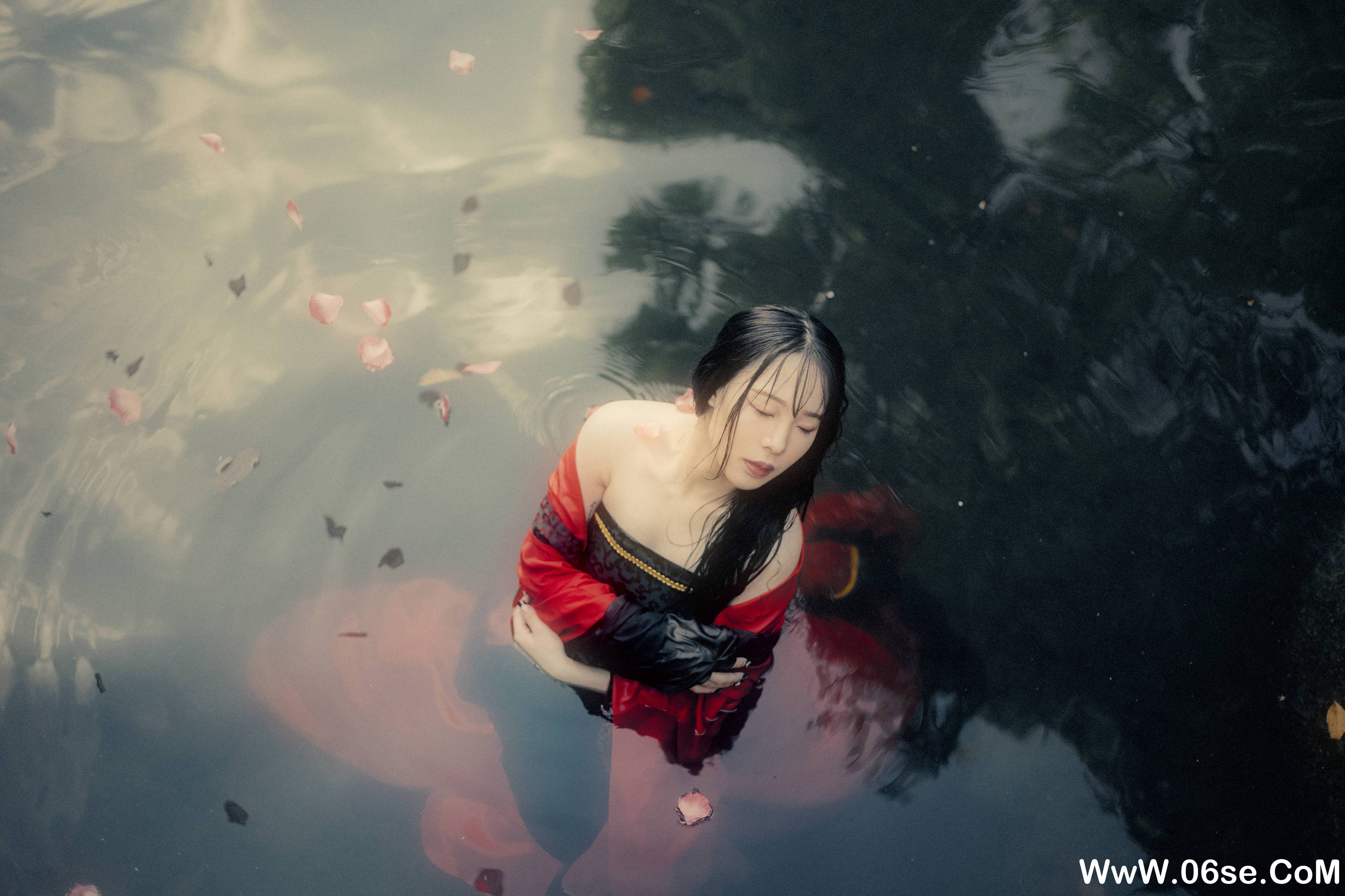 图片[28]-[YITUYU艺图语]2021.12.31 白水素女 北寒[28+1P／507MB]-六色网