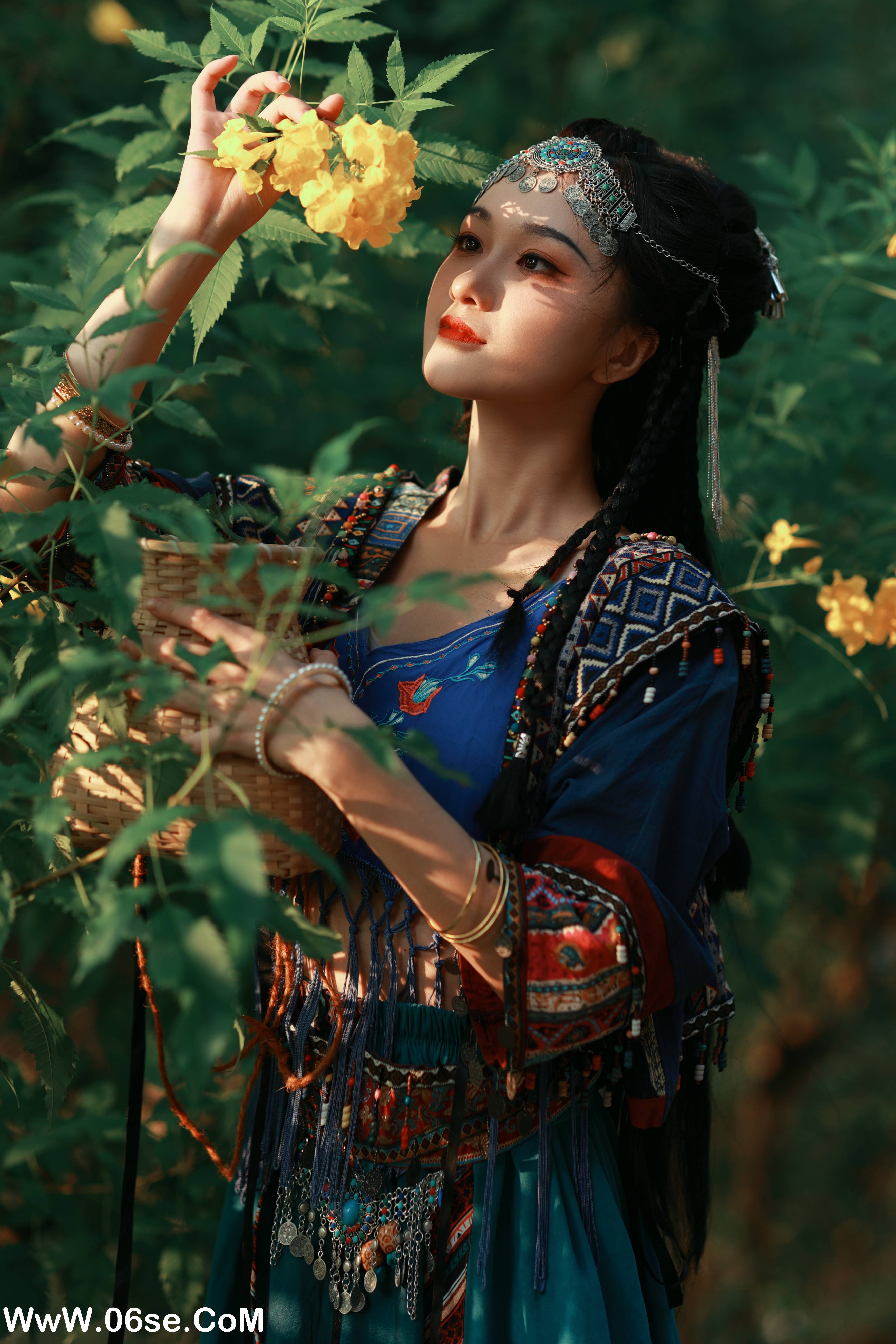 图片[28]-[YITUYU艺图语]2022.11.14 容颜 大歪歪哥[44+1P／364MB]-六色网
