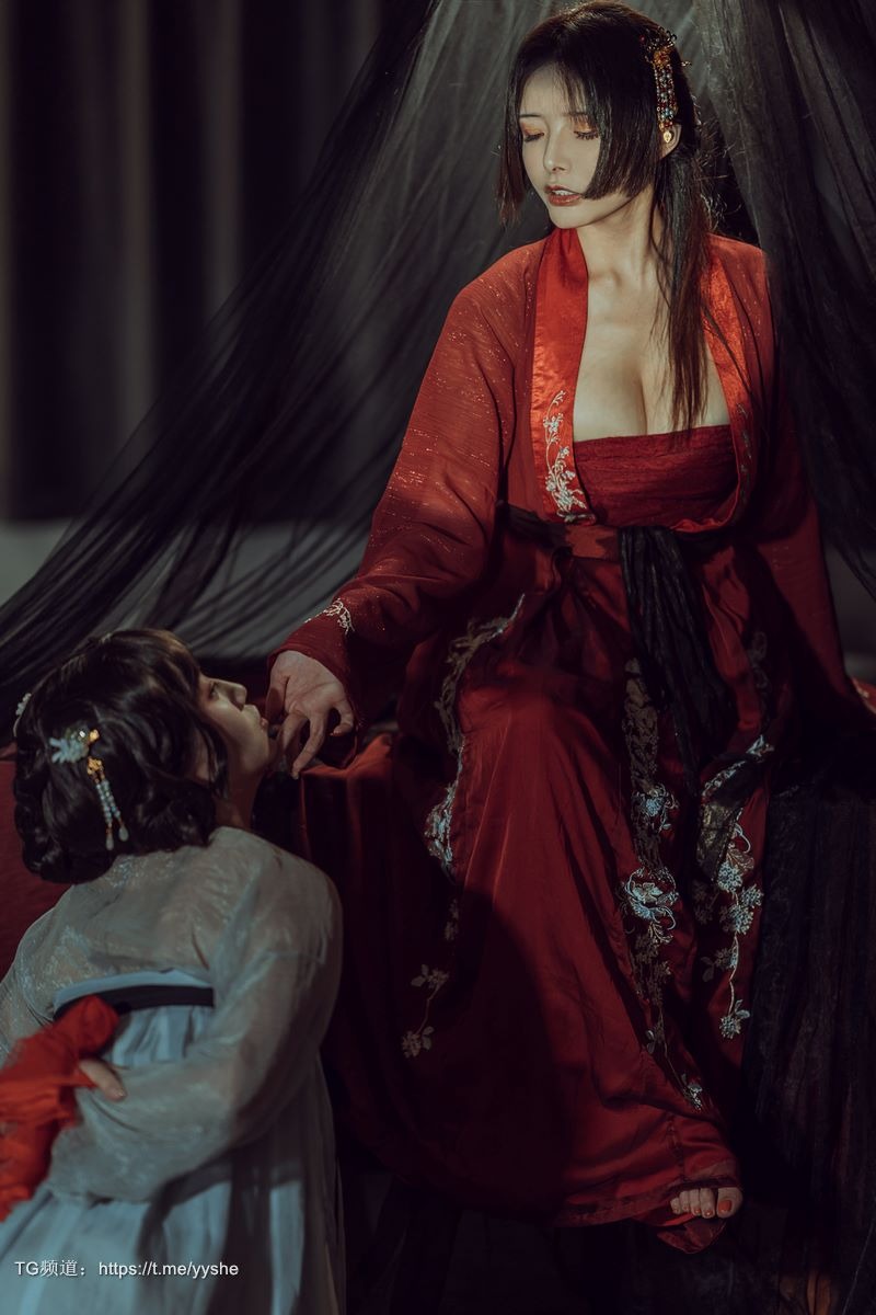 [Cos]秋和柯基 - 昏红帐[52P] 27
