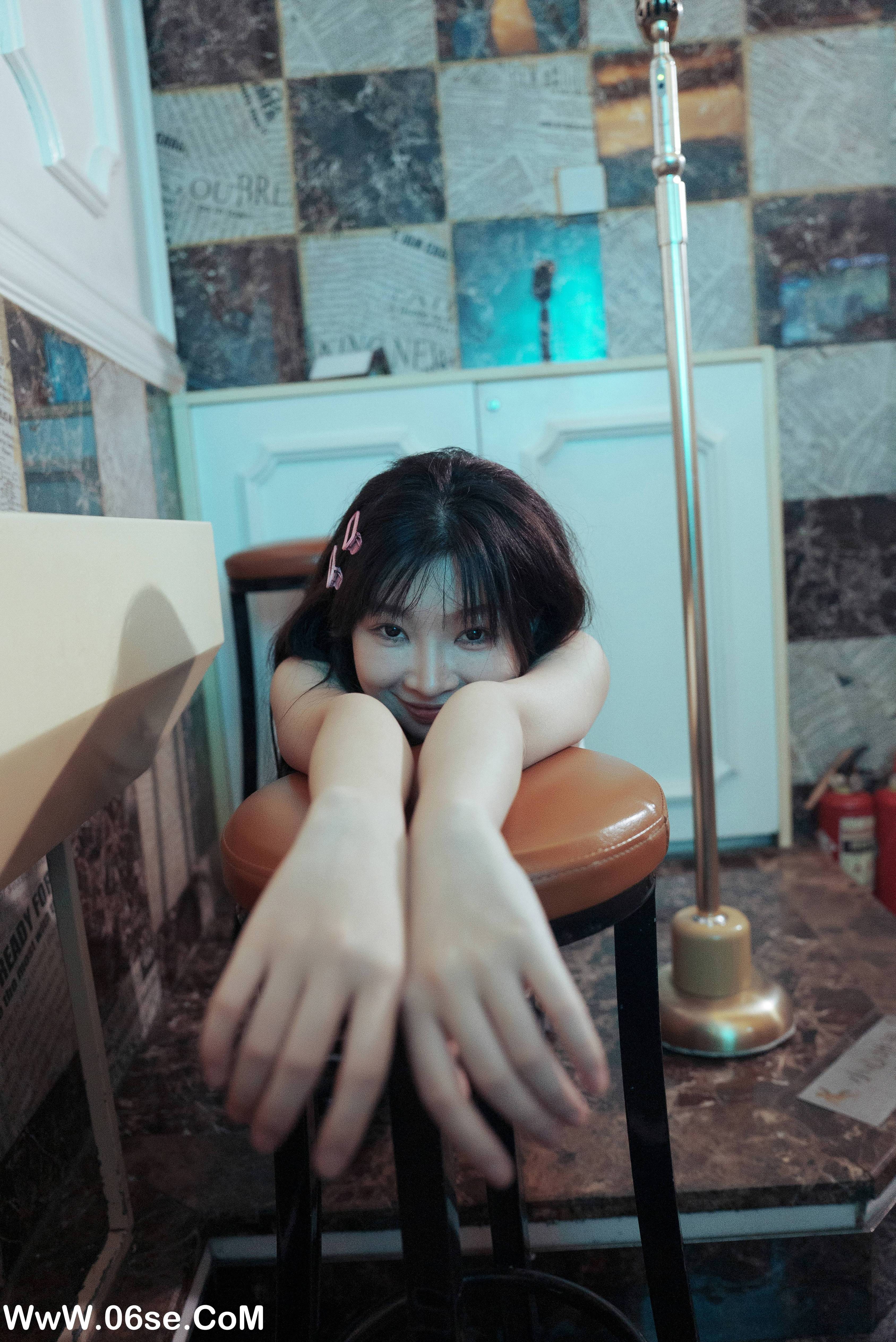 图片[18]-[YITUYU艺图语]2022.09.18 欢唱KTV，麦霸现场 七七[32+1P／337MB]-六色网