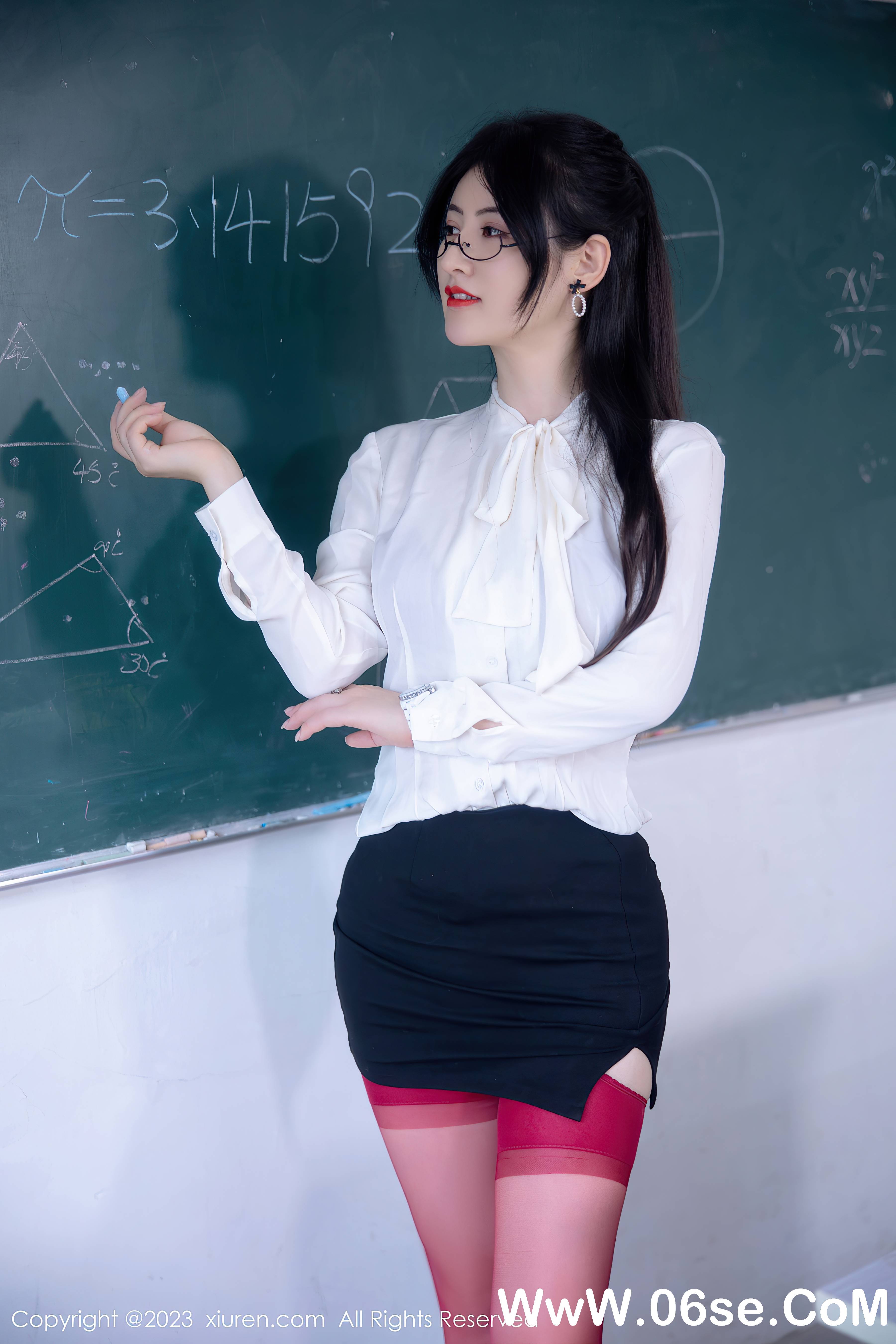 图片[8]-[XiuRen秀人网] 2023.06.27 NO.6980 诗诗kiki-六色网