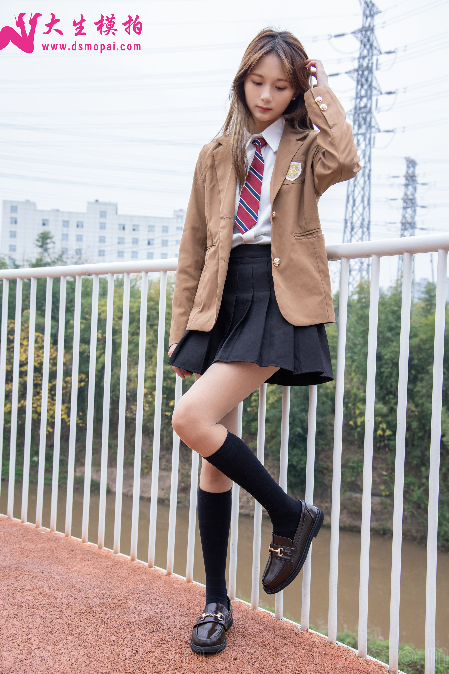 [大生模拍]_No.260_可可_假日游乐园-写真图集共144P 1