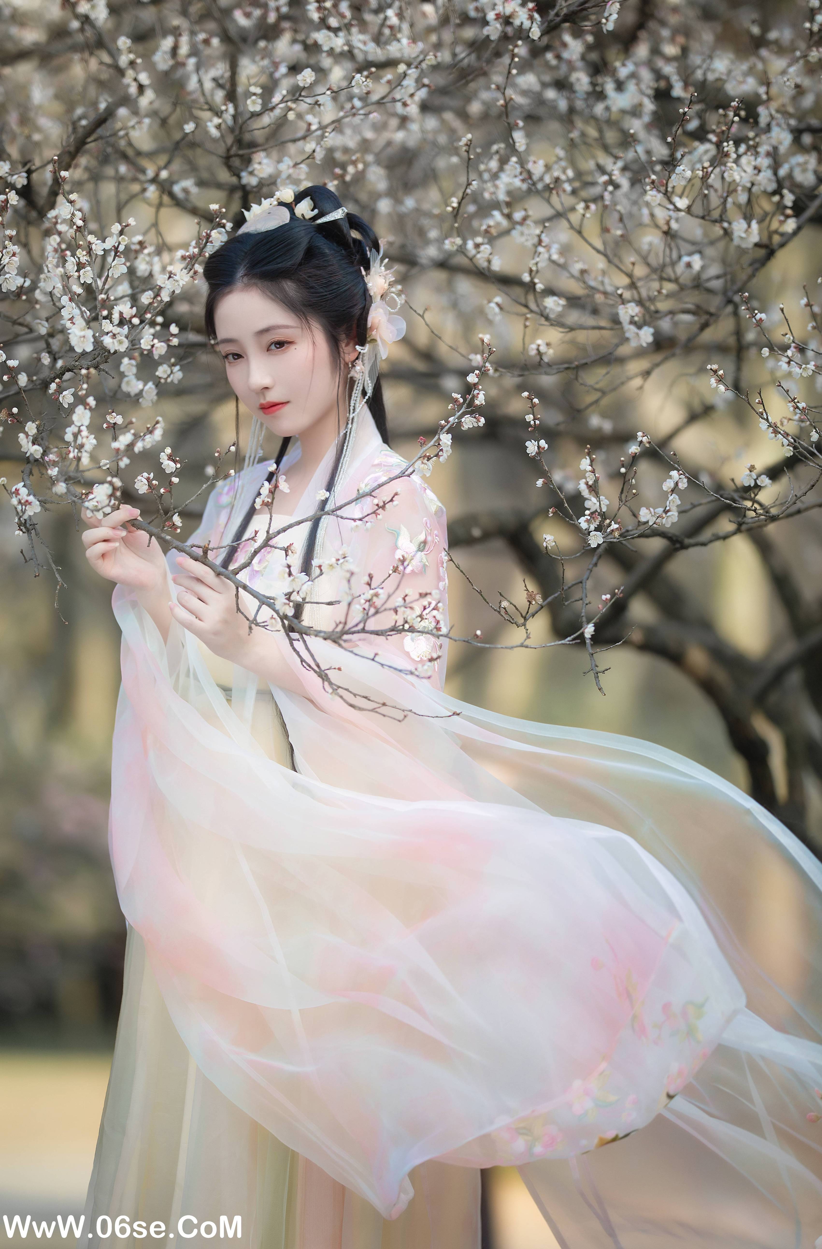 图片[6]-[YITUYU艺图语]2022.06.04 暗香 小温暖想要个大太阳[22P-374.38MB]-六色网
