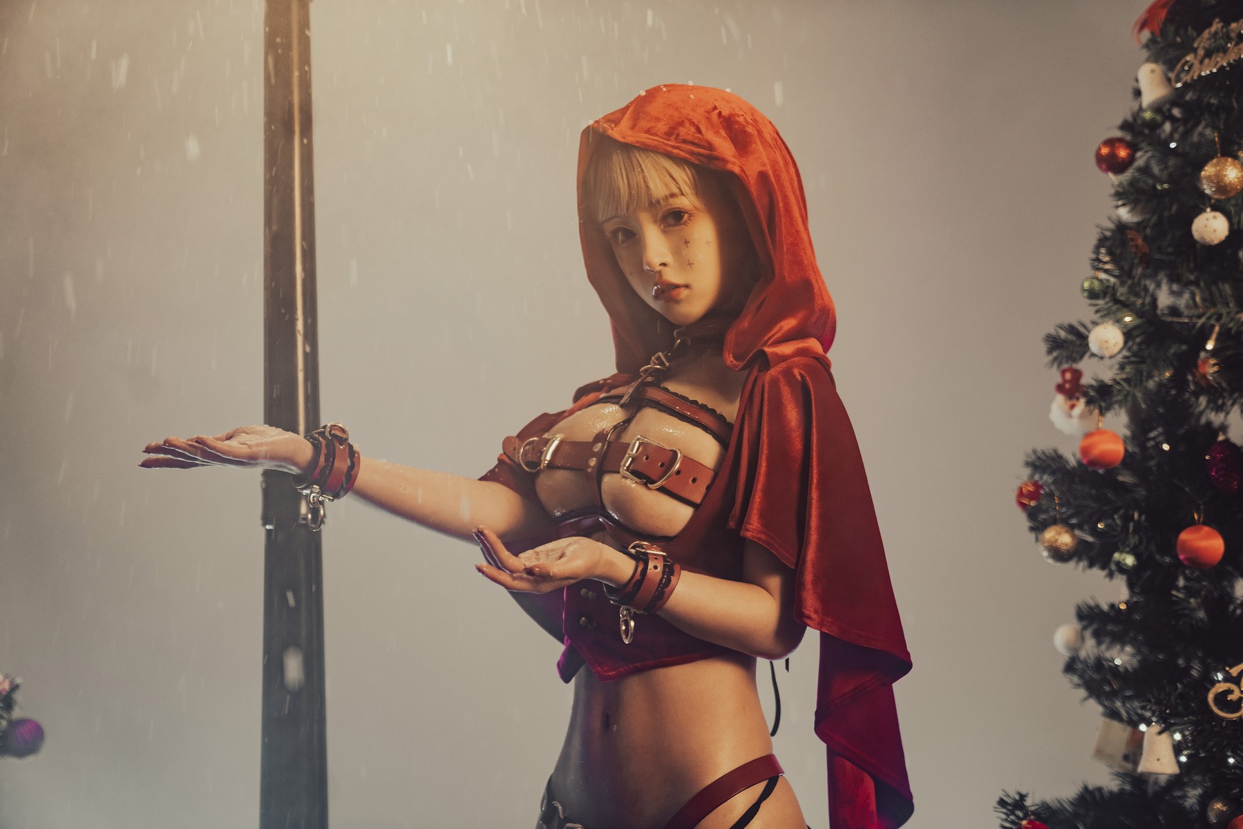 Cosplay 晕崽Zz 圣诞小红帽 43