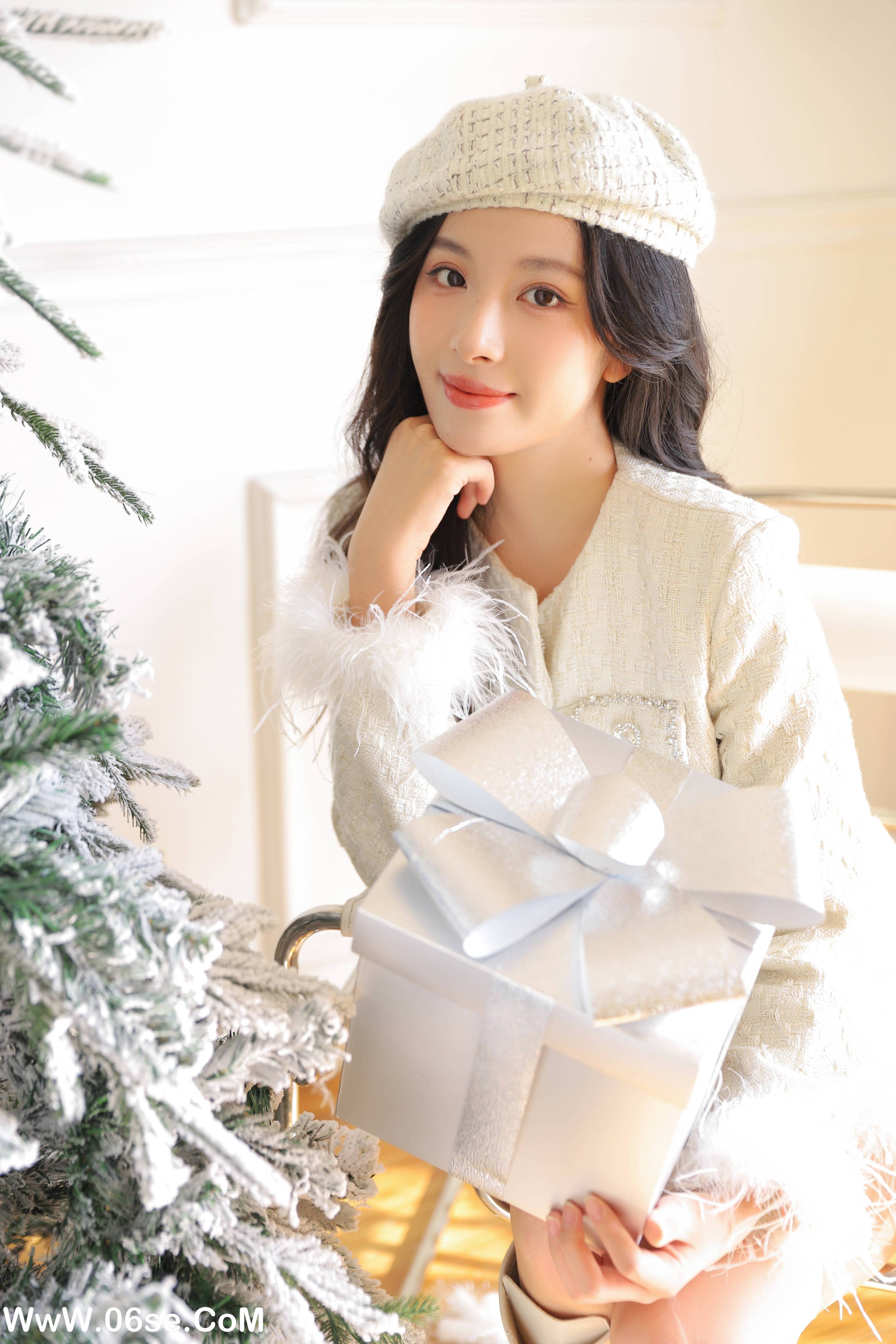 图片[35]-[YITUYU艺图语]2022.12.16 山茶花 依欣Doris[35+1P／323MB]-六色网