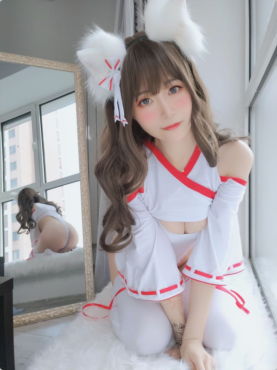 [Cos]白银 - 神社饲养的小狐狸 [50P] 34