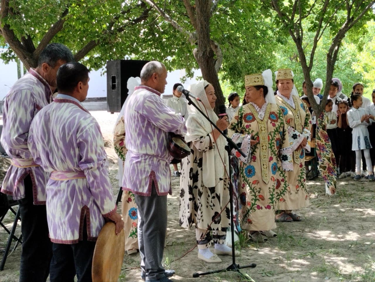 Samarqand urf odatlari. O'zbek URF odatlari. Korea URF odatlari. Kareyadagi URF odatlar. Hindiston URF odatlari.