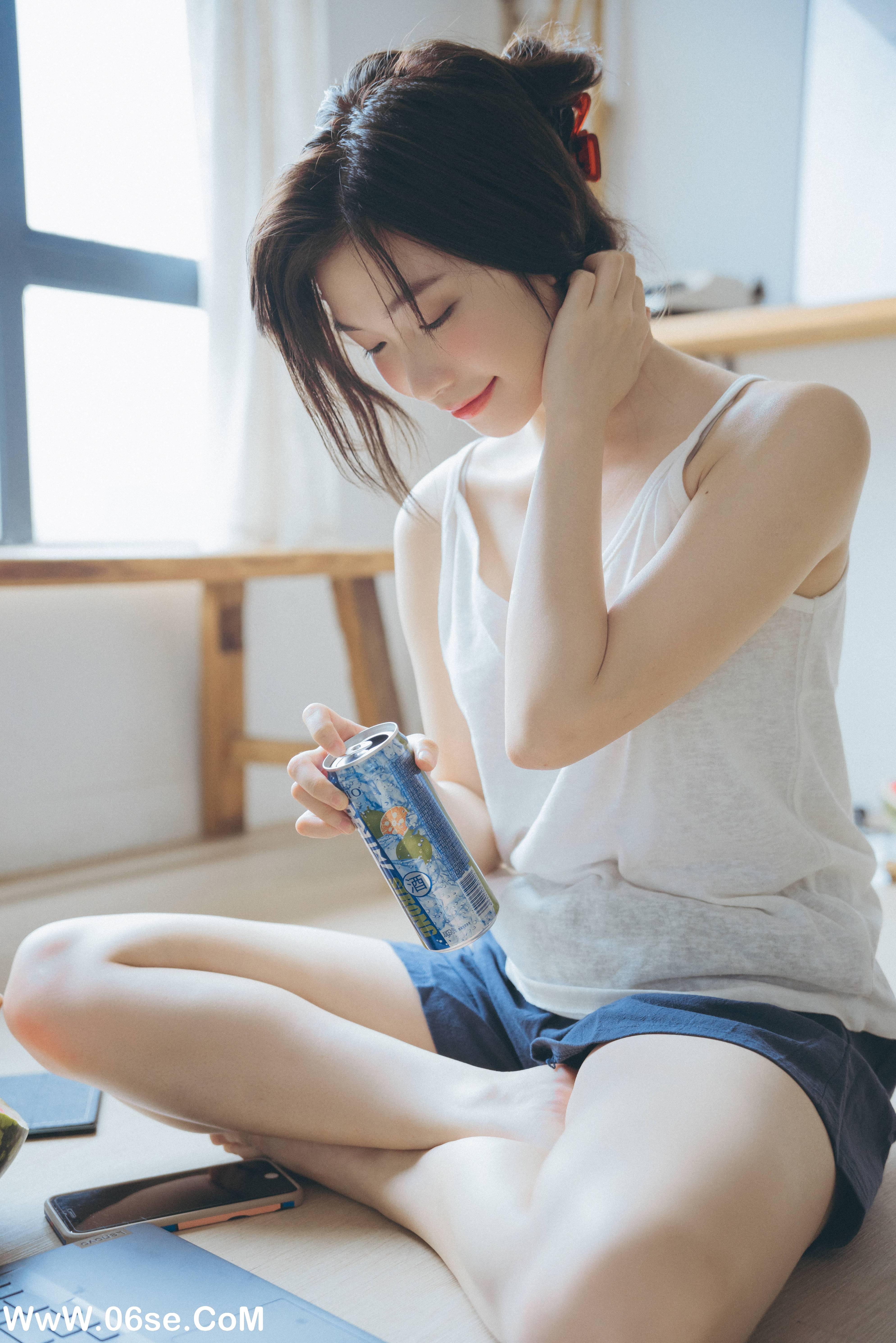 图片[3]-[YITUYU艺图语]2022.06.19 在家摆烂的时光 诚信肥宅seiya[35P-916.07MB]-六色网