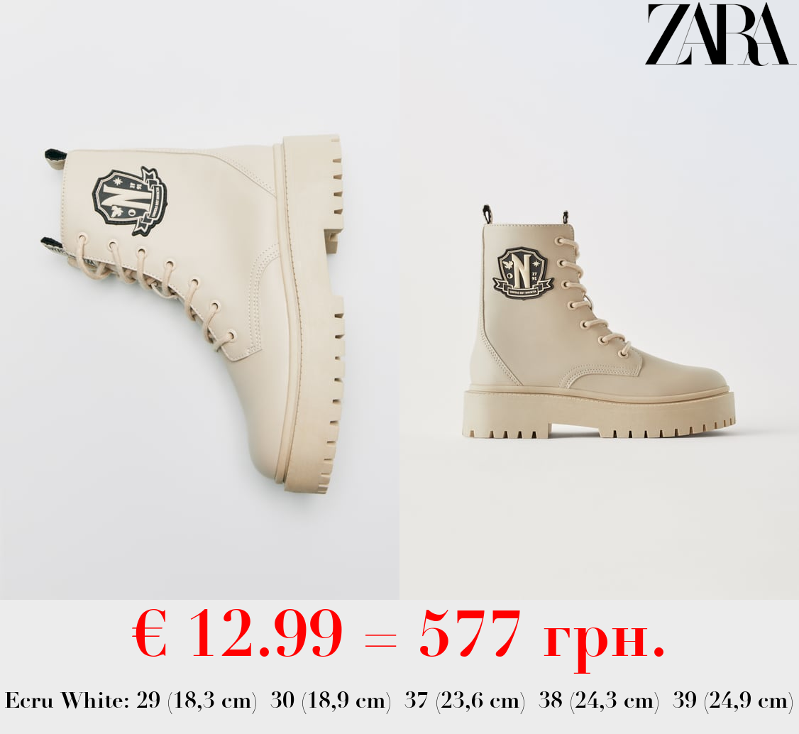 WEDNESDAY © ANKLE BOOTS