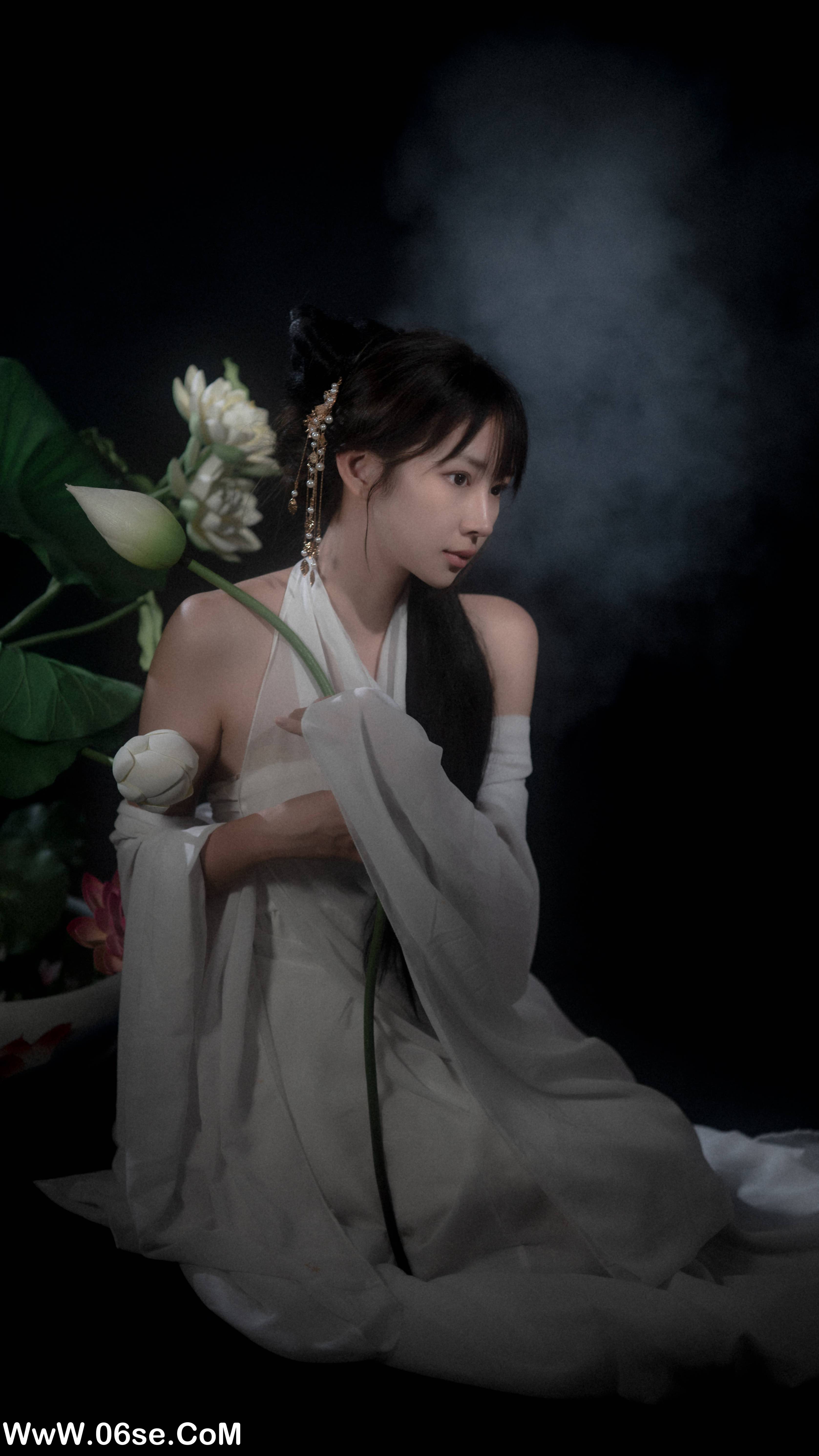 图片[40]-[YITUYU艺图语]2022.08.29 荷思 筱雯[56+1P／281MB]-六色网
