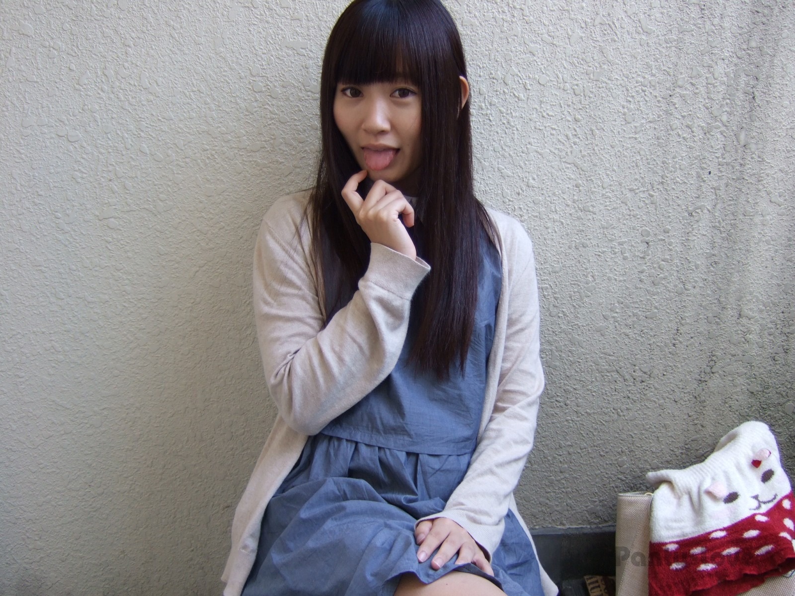 青涩小妹楼梯间内衣展示 84