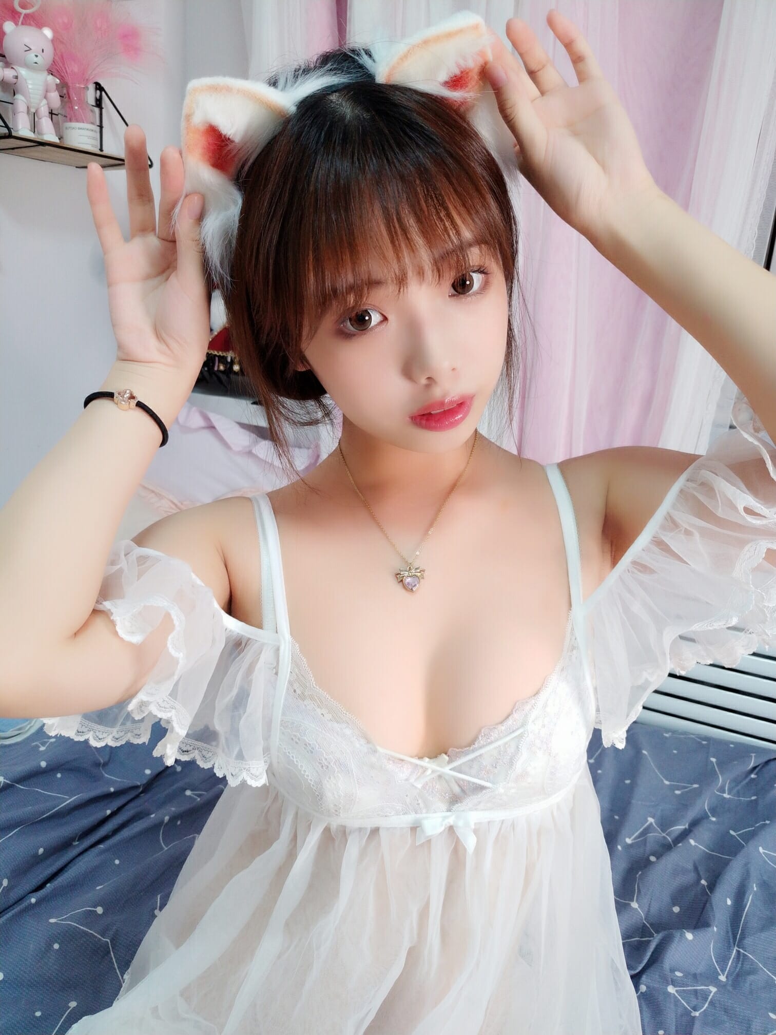 雯妹不讲道理-1号本 白猫[21P] 1