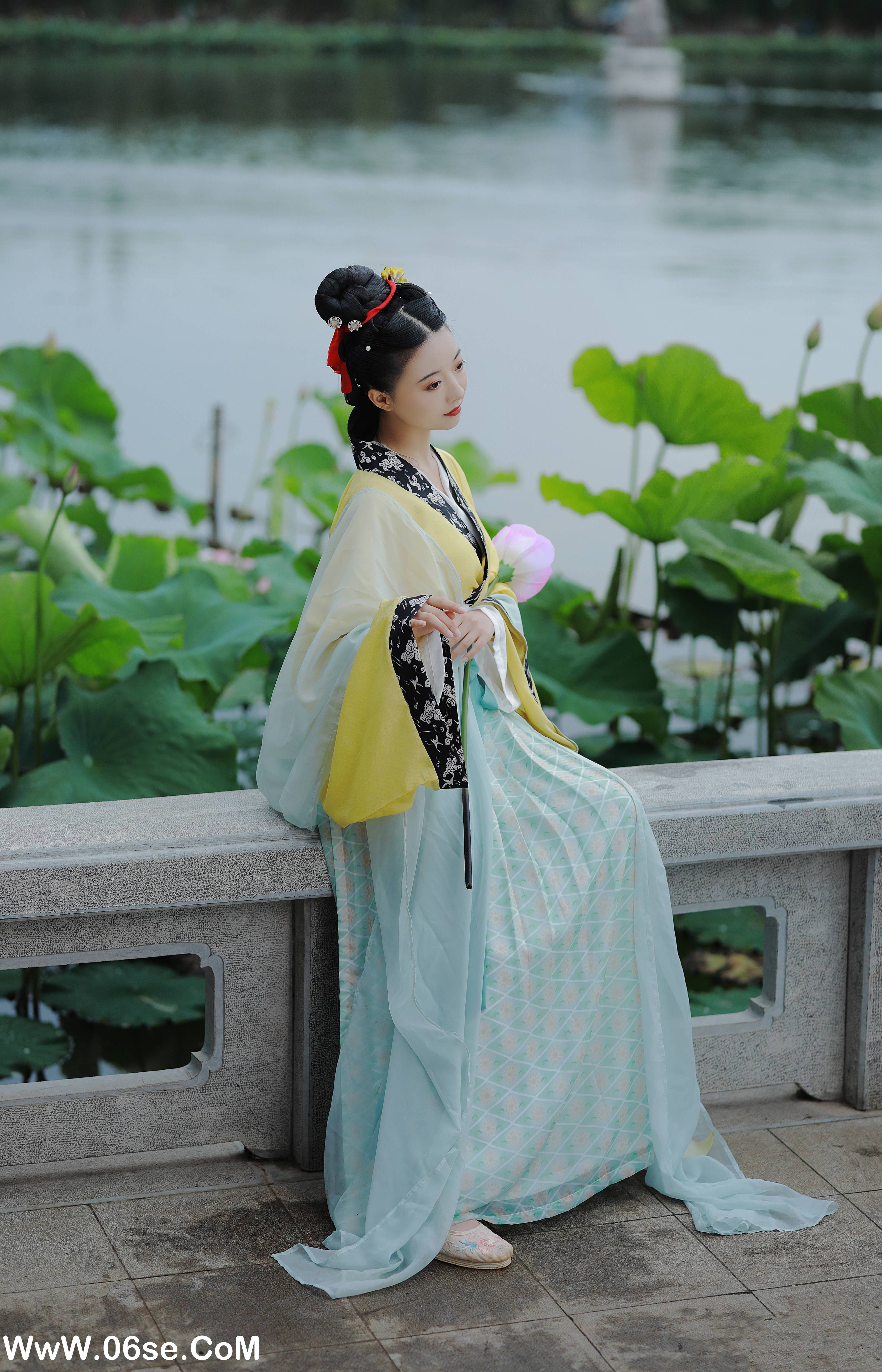 图片[32]-[YITUYU艺图语]2022.08.09 半夏 YunFleur[32+1P／640MB]-六色网