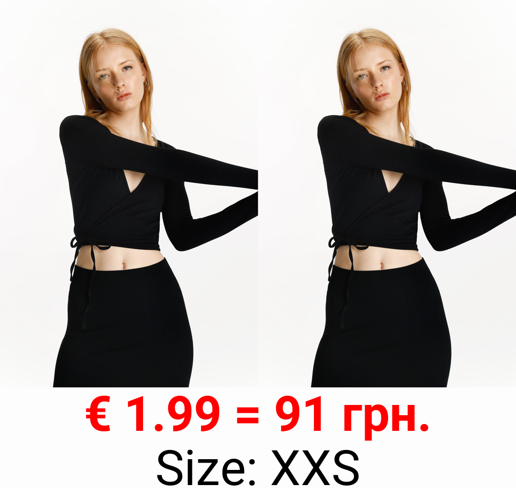 Seamless long-sleeved T-shirt