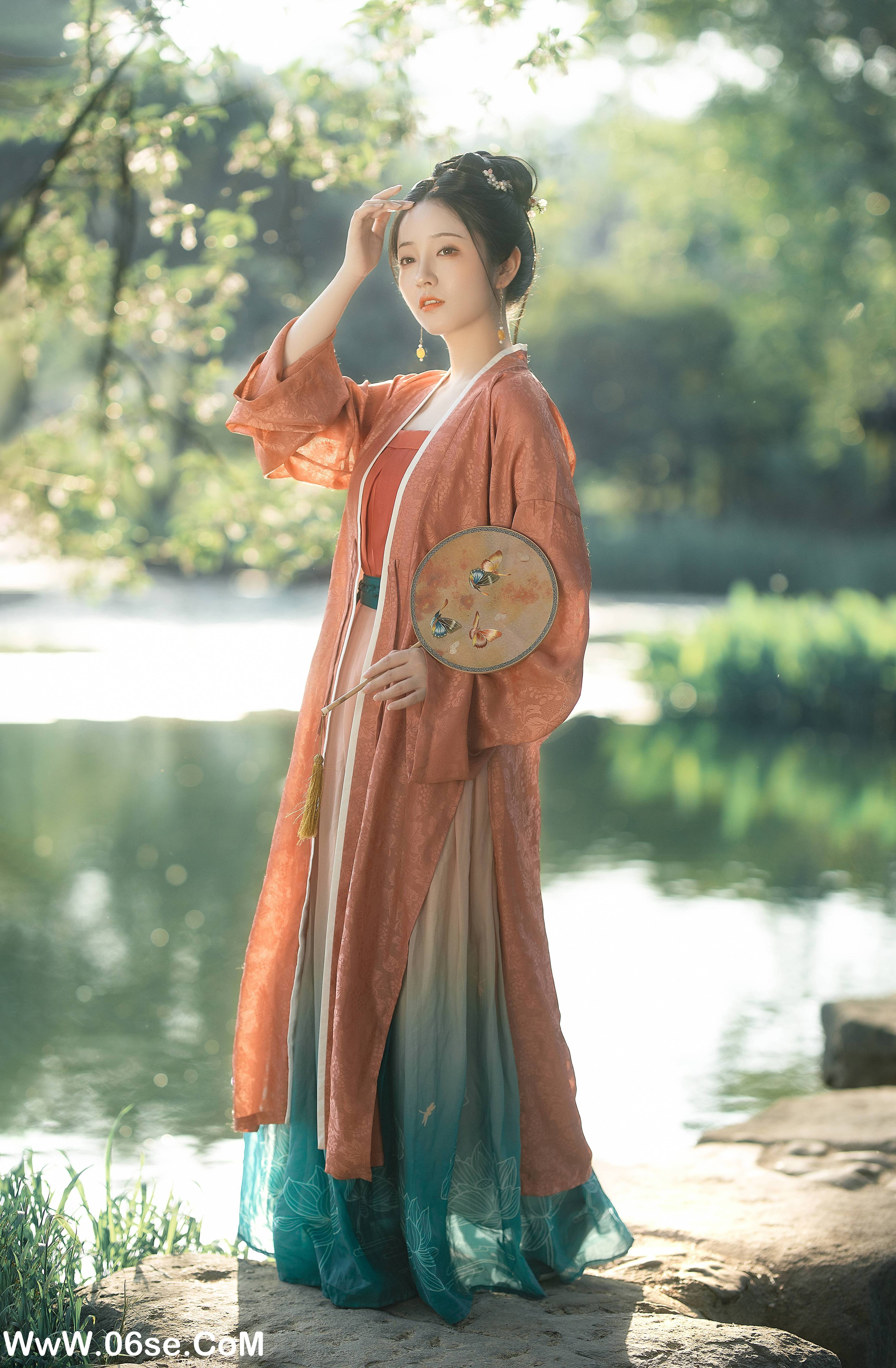 图片[2]-[YITUYU艺图语]2022.06.24 凉夏 小温暖想要个大太阳[23P-383.2M]-六色网