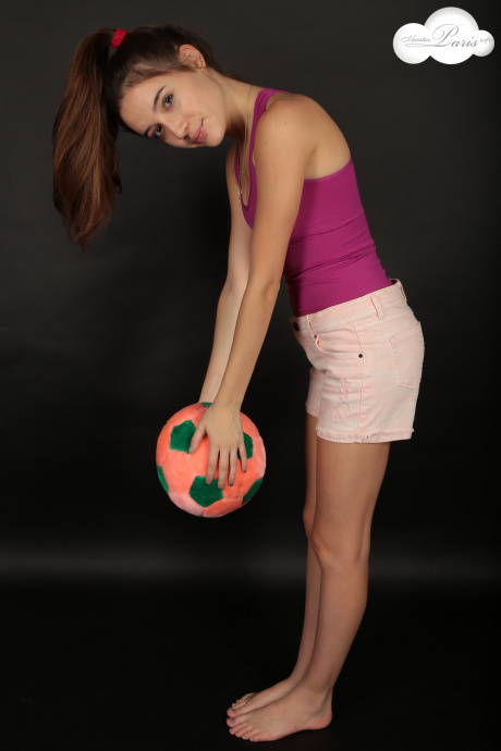 [Image: 74b0ad78271c2147334a2.jpg]