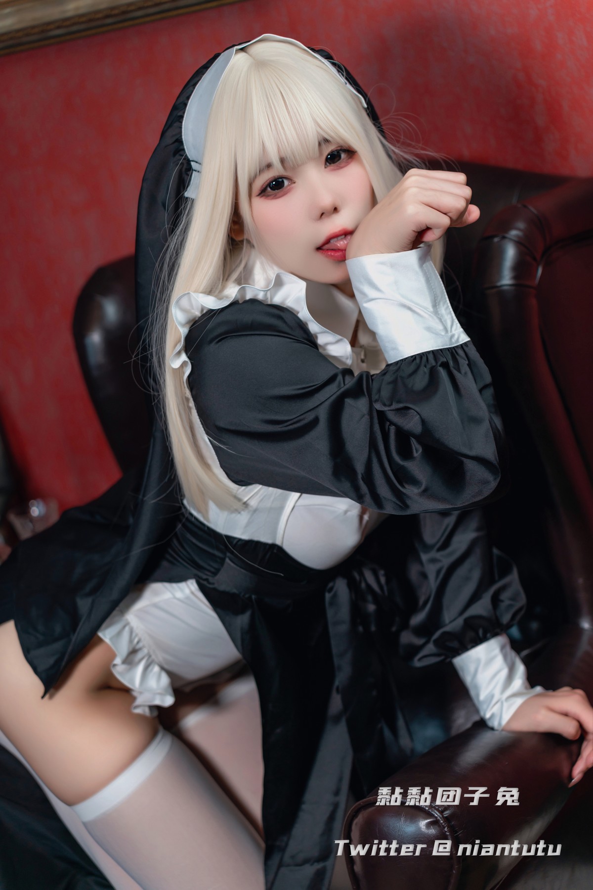 Cosplay 黏黏团子兔 Nun 修女 26