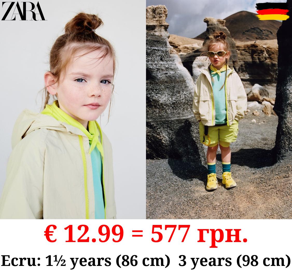 CONTRAST WATER-REPELLENT RAINCOAT