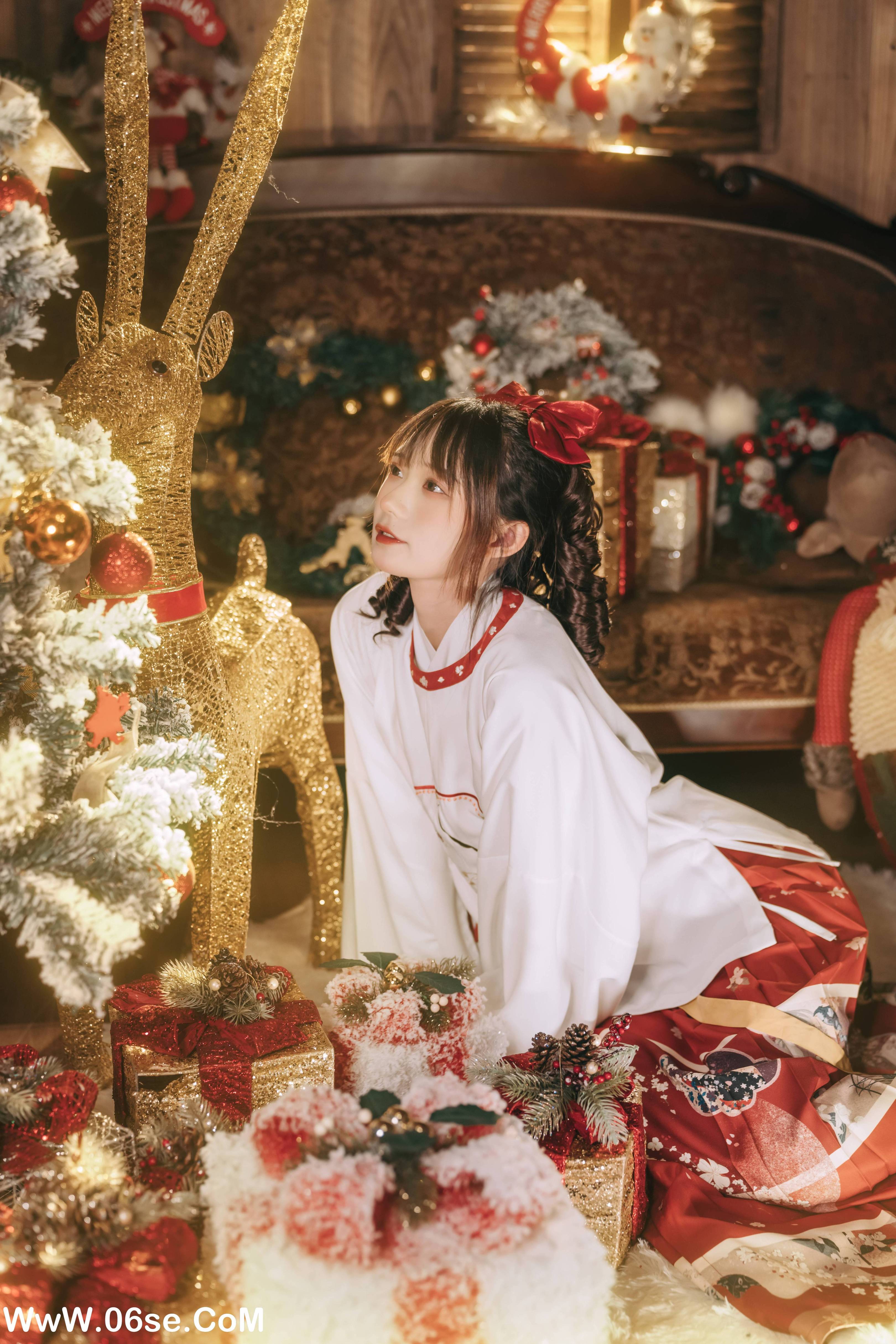 图片[28]-[YITUYU艺图语]2022.12.27 汉洋折衷的圣诞 兔子Zzz不吃胡萝卜[28+1P／194MB]-六色网
