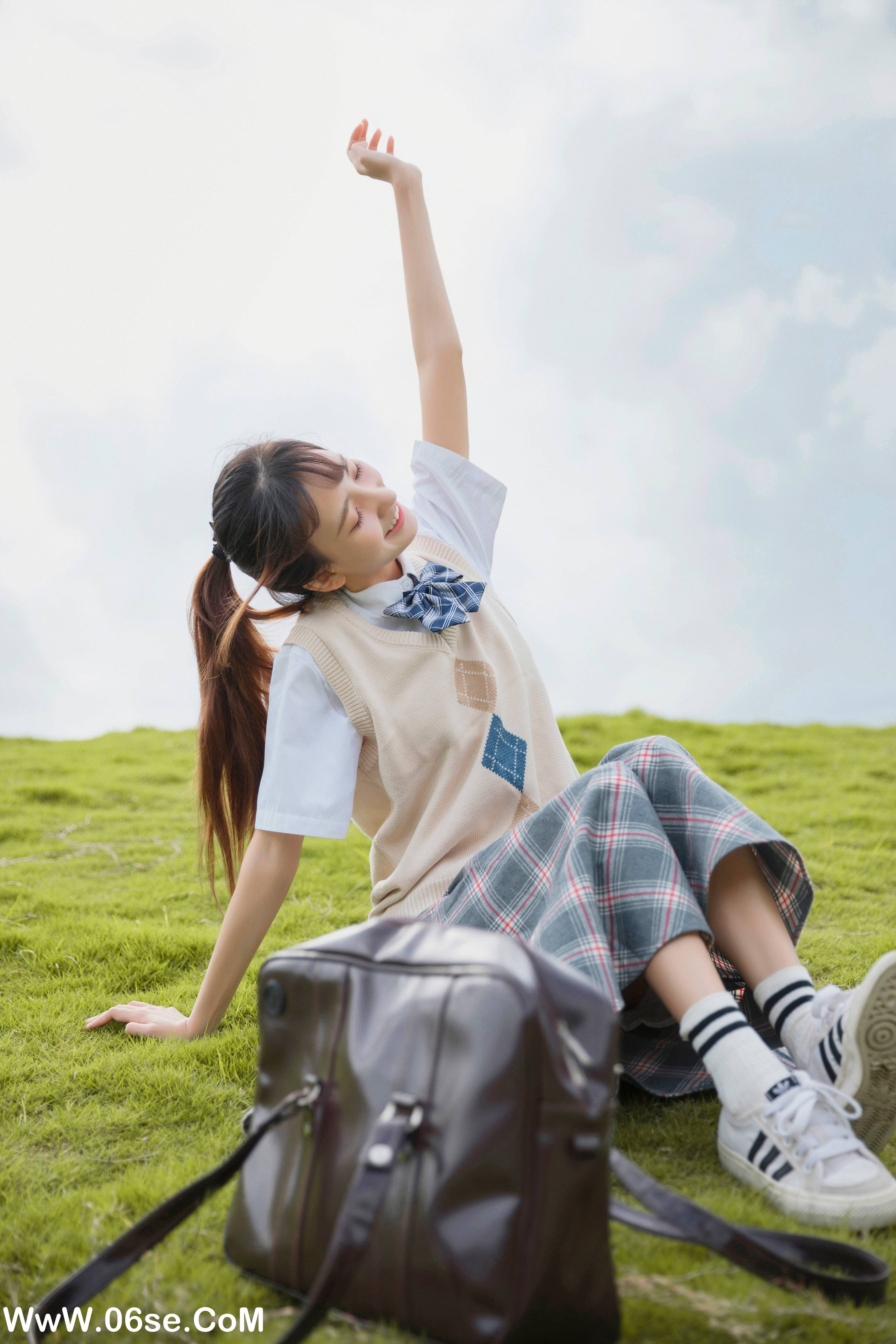 图片[26]-[YITUYU艺图语]2022.06.17 属于JK的夏天 Ria李礼礼[31P-492.92MB]-六色网
