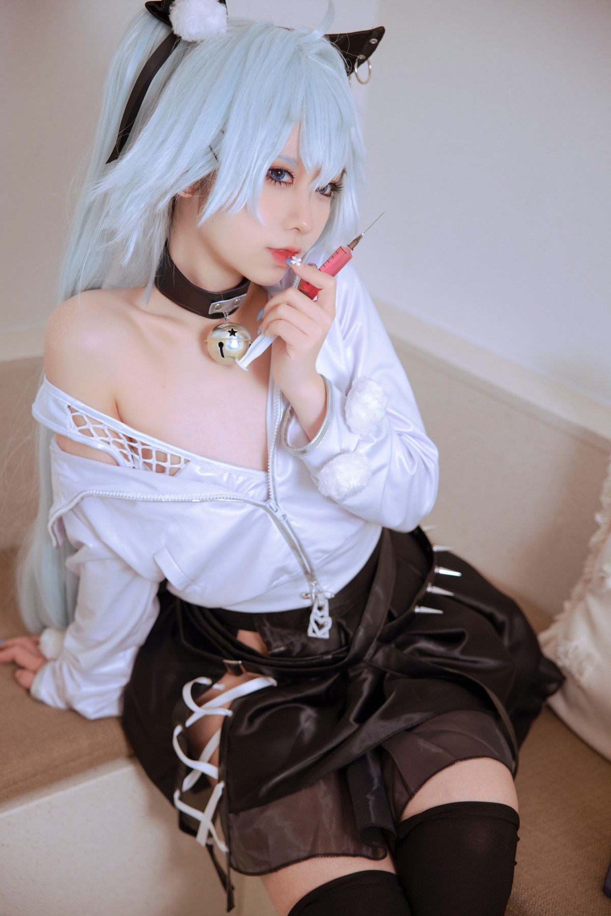 Cosplay G44不会受伤 芙洛伦白情 12