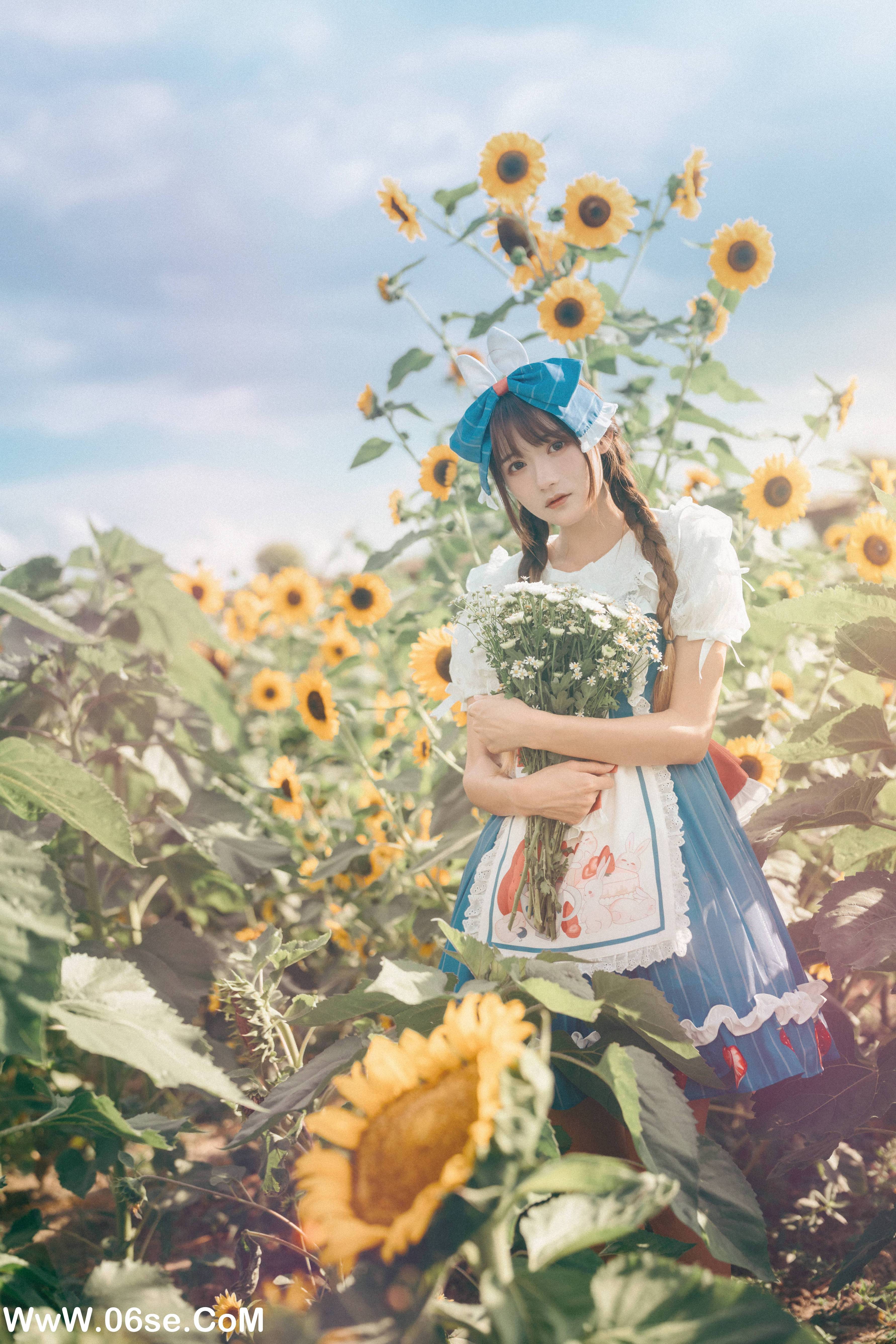 图片[3]-[YITUYU艺图语]2022.07.18 甜甜向日葵女孩 兔子Zzz不吃胡萝卜[31+1P／318MB]-六色网
