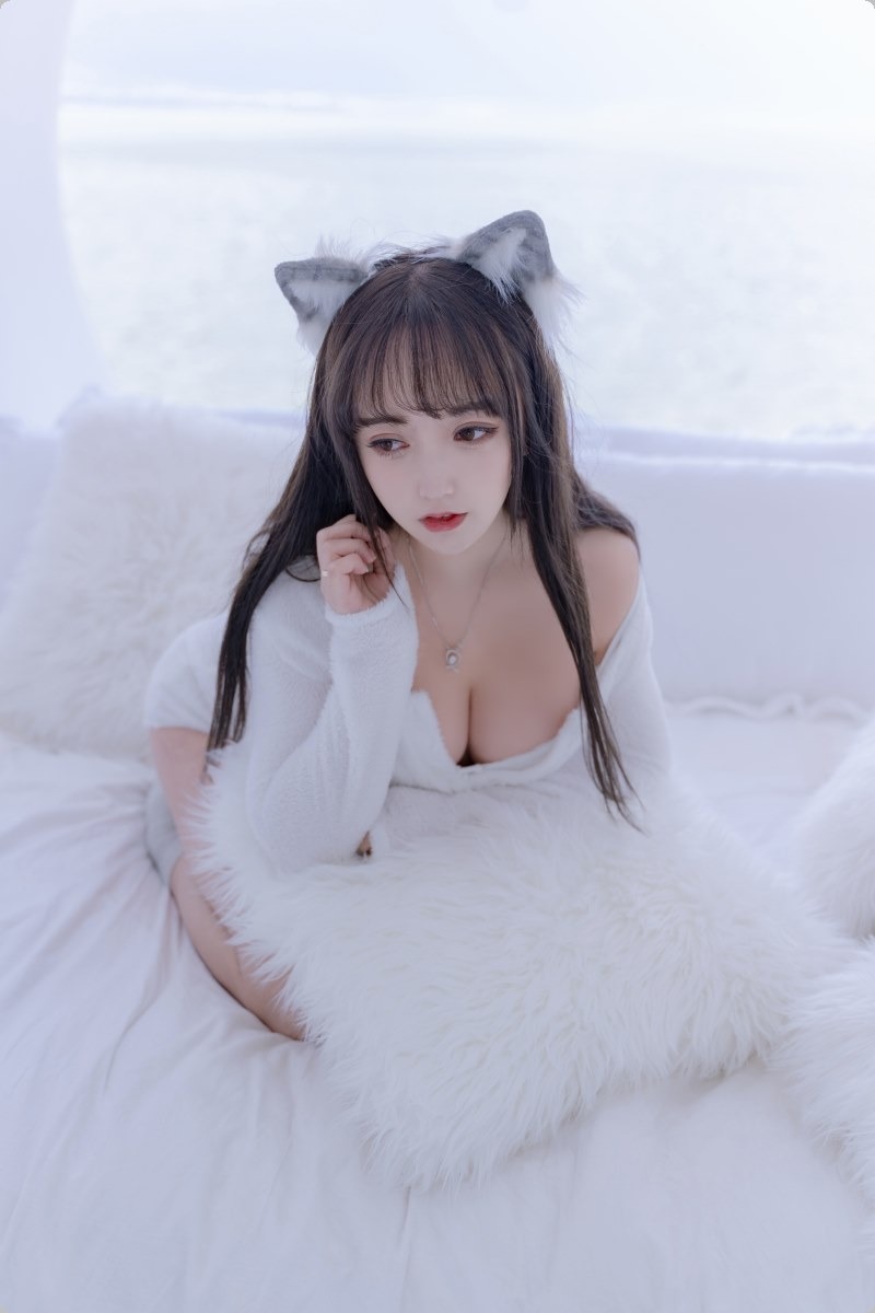 [Cos]过期米线线喵 - 小白狼[56P] 50
