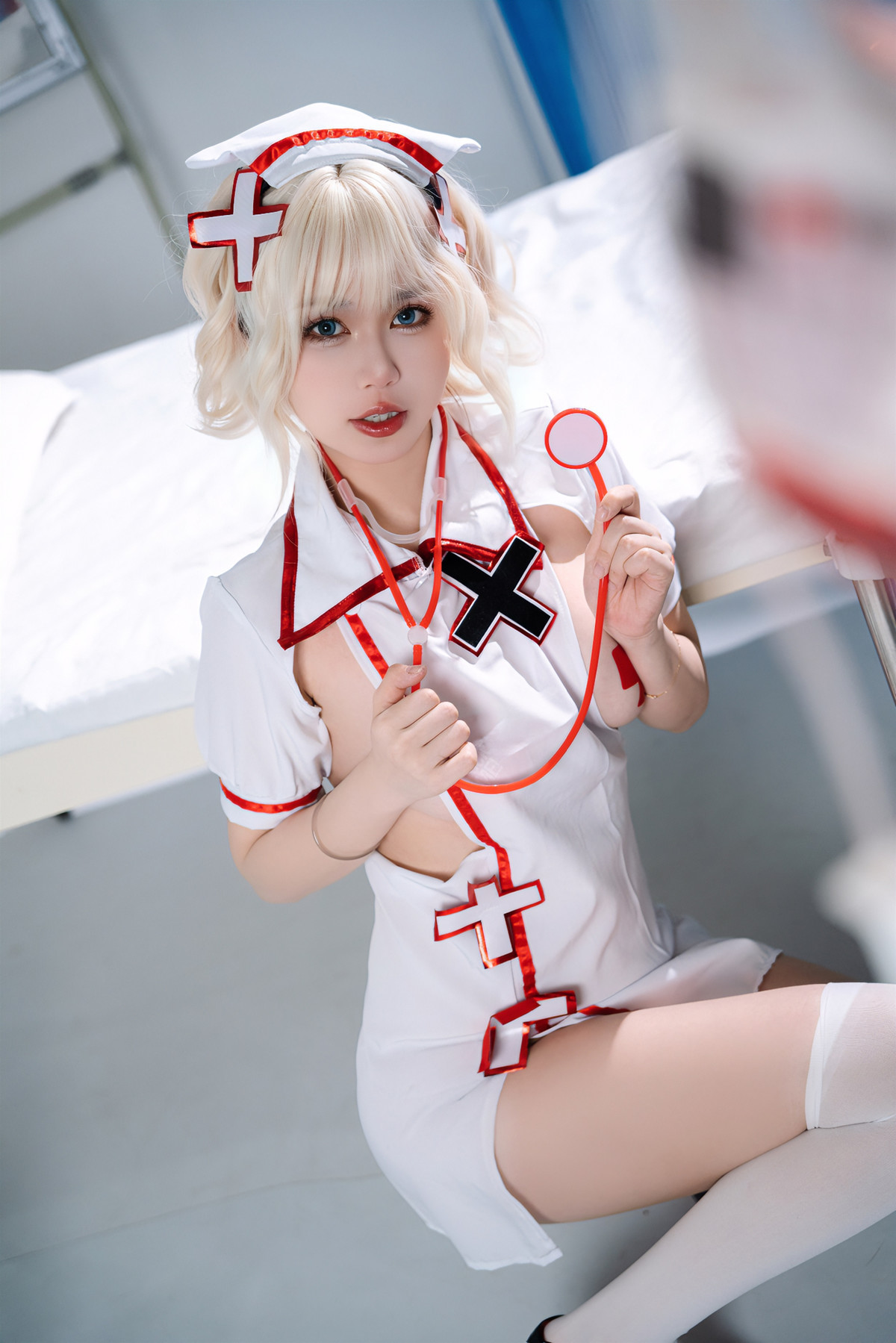 Cosplay Tina很妖孽呀 白色护士妹妹 41
