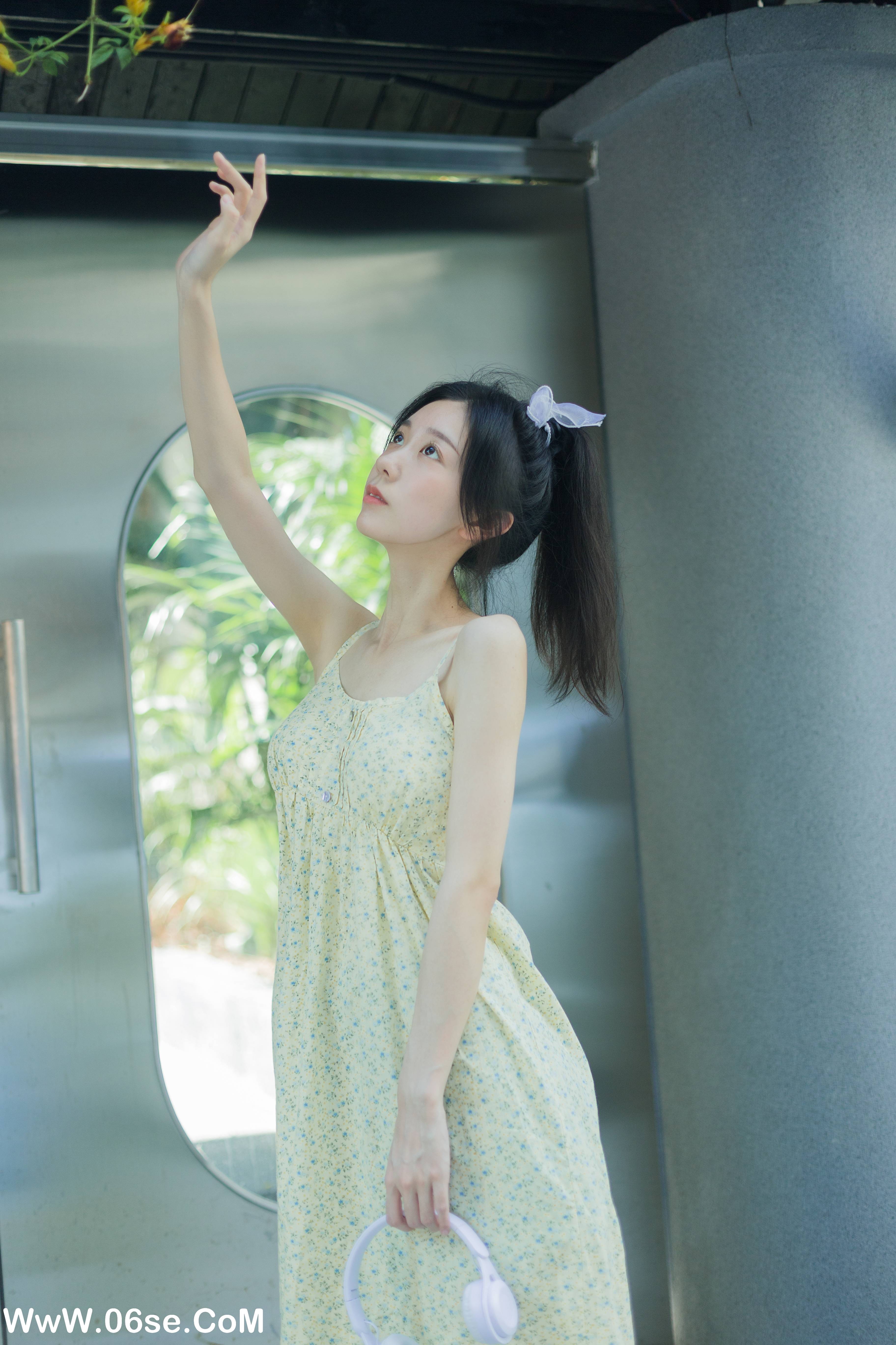 图片[4]-[YITUYU艺图语]2022.08.18 夏日凌霄 饲猫少女-[32+1P／311MB]-六色网