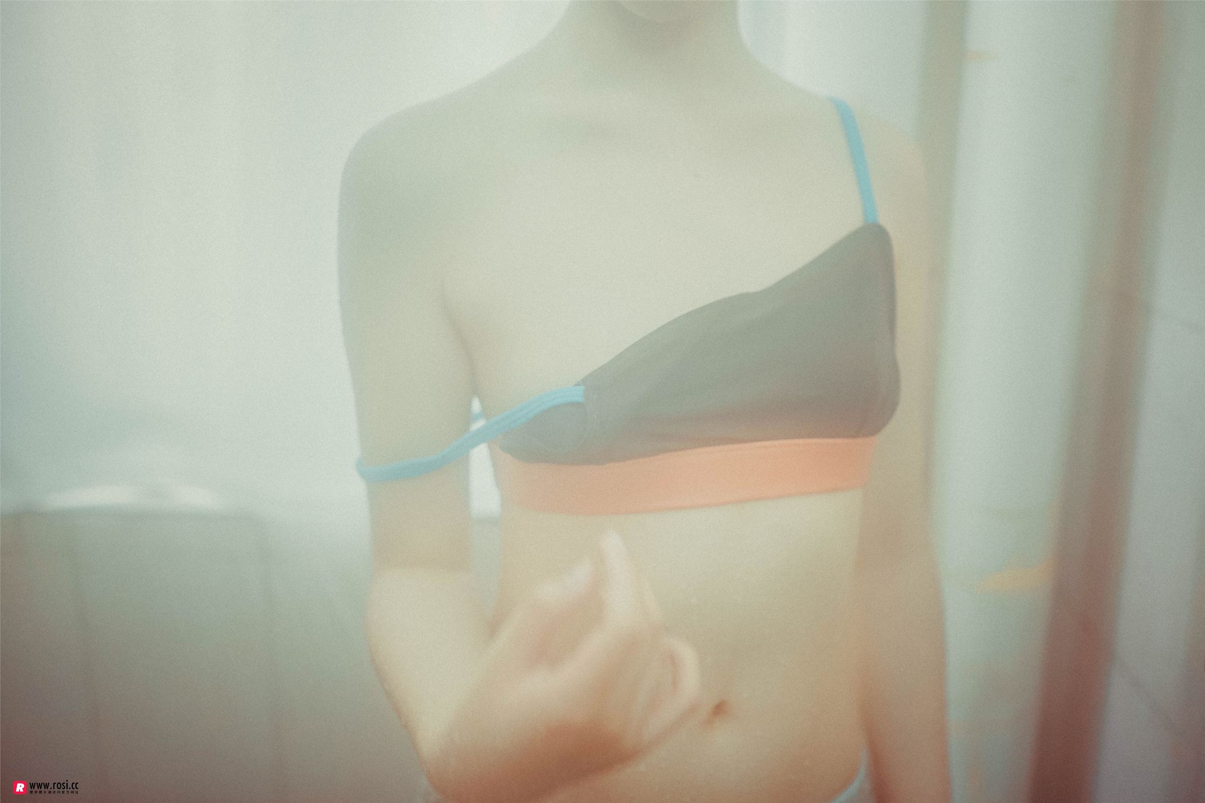 [Image: 766f8b7de1633f65a5c8b.jpg]