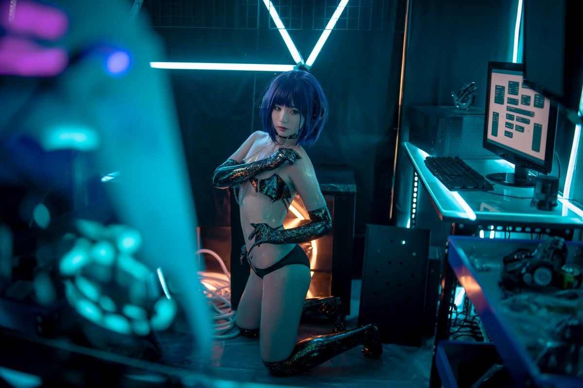 [Cos]是青水 - 科技魅魔 [35P] 3