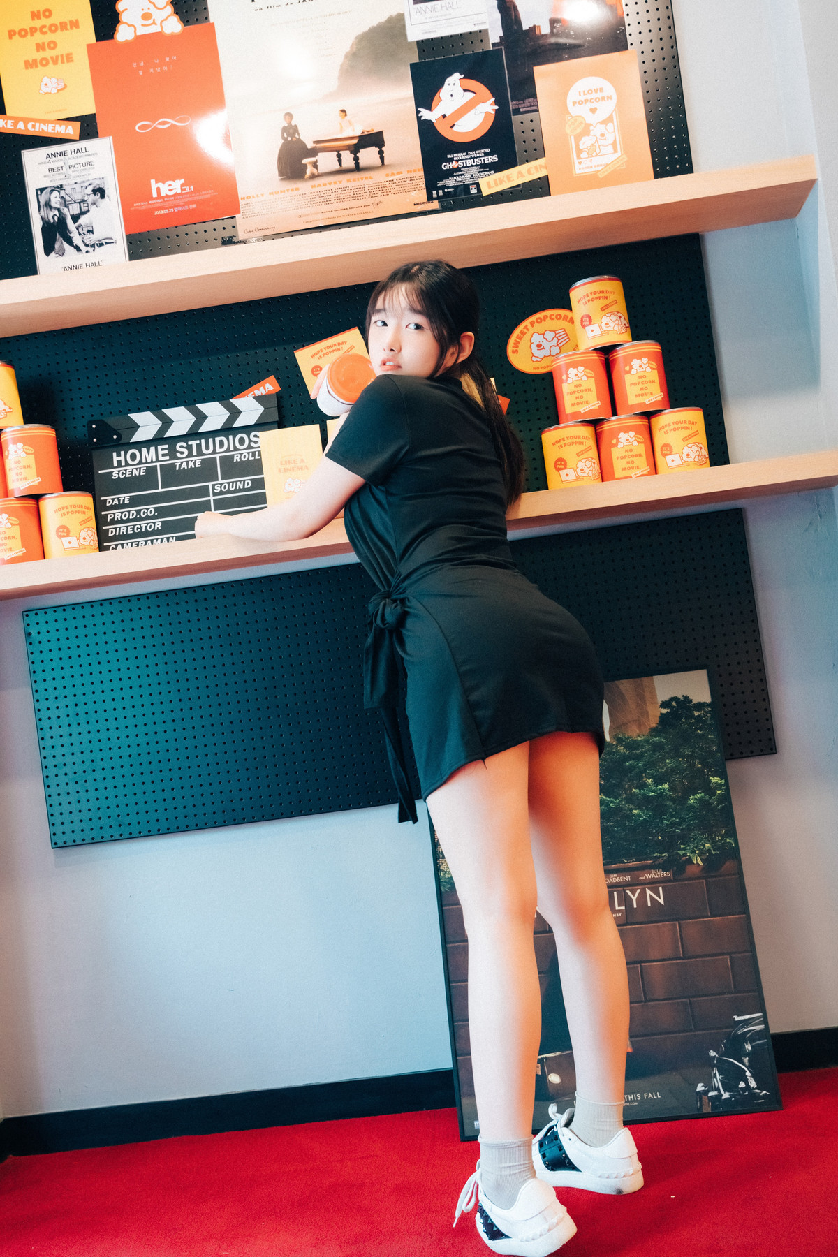 Sonson 손손, [Loozy] Cinema Girl (+S.Ver) Set.01 24