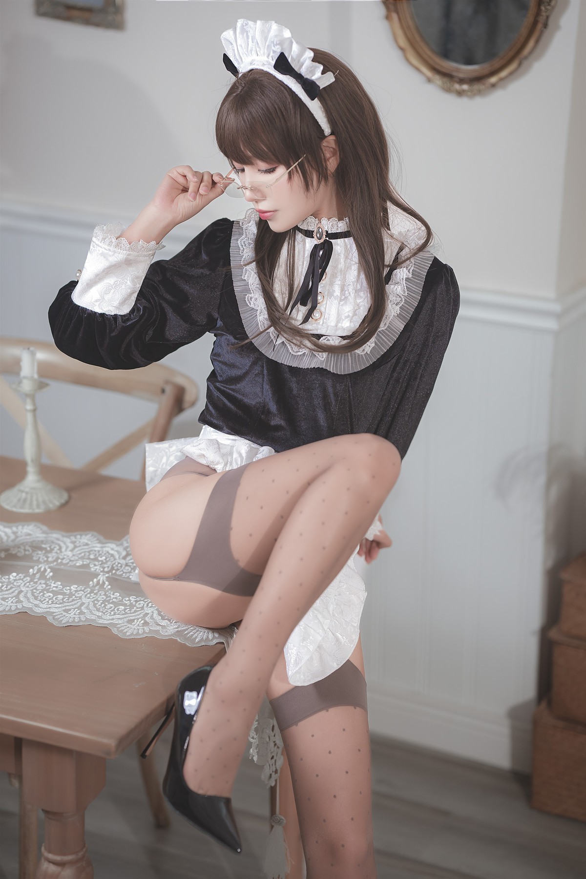 Cosplay 薇薇weiwei 丝绒女仆 33