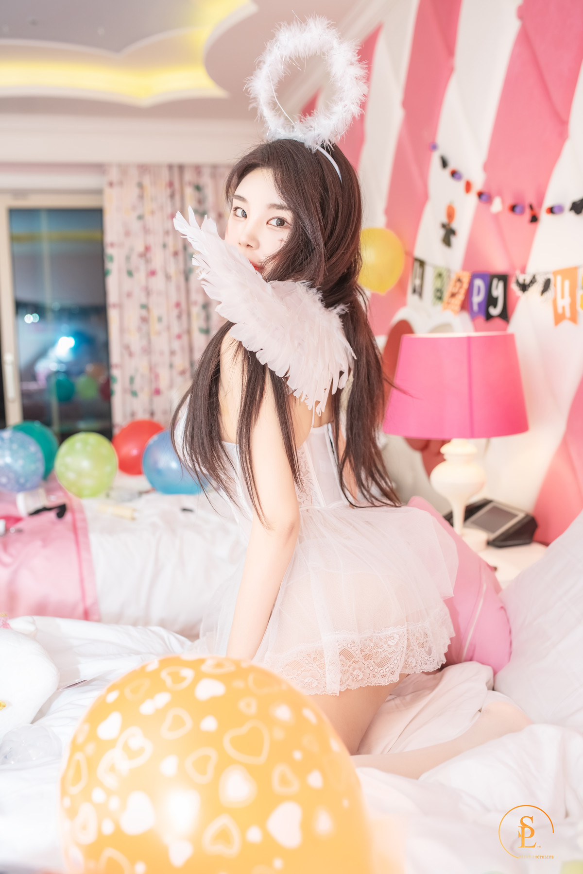 Zzyuri 쮸리, [SAINT Photolife] Pink Halloween 8
