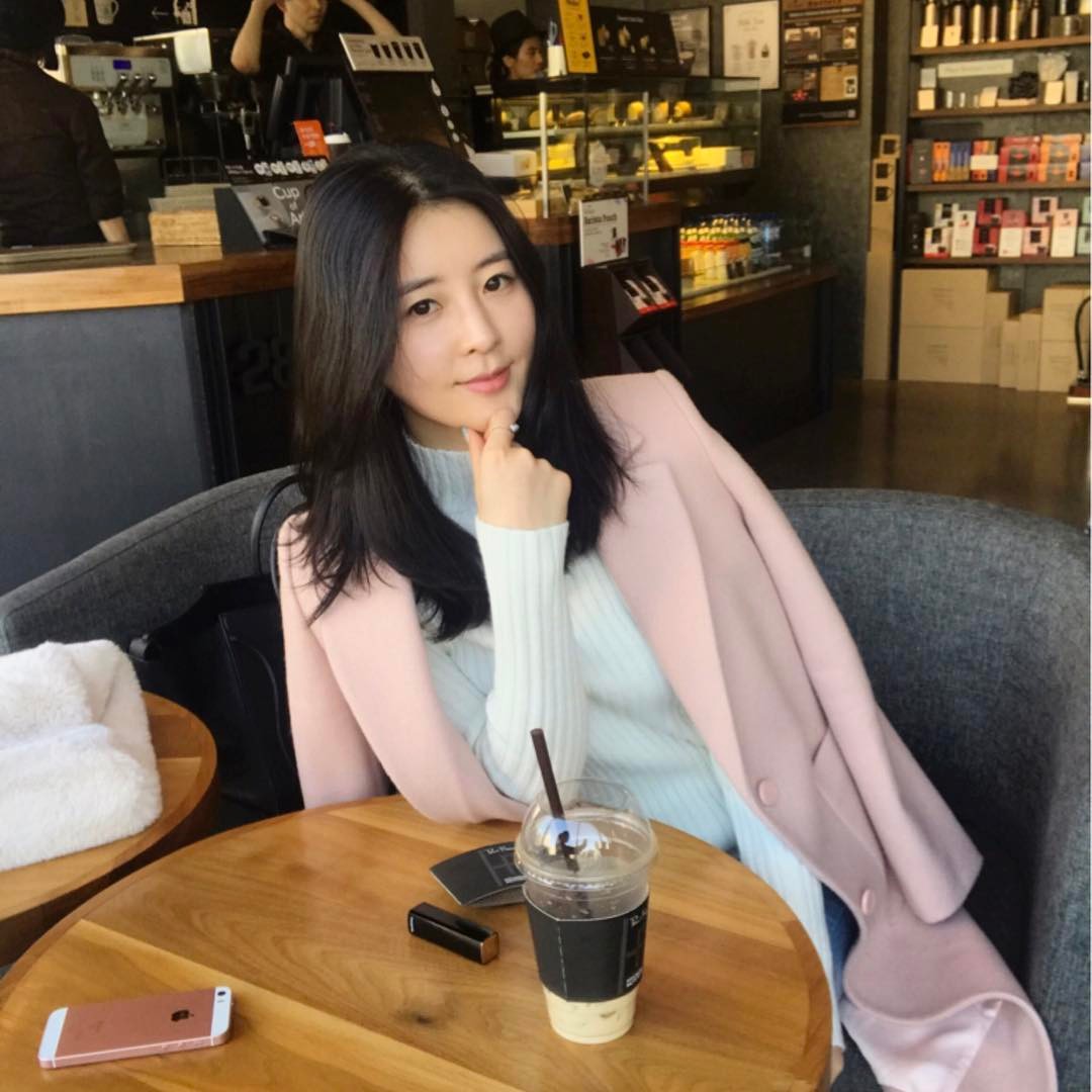 [Image: 76e7db40af1235d20af2c.jpg]