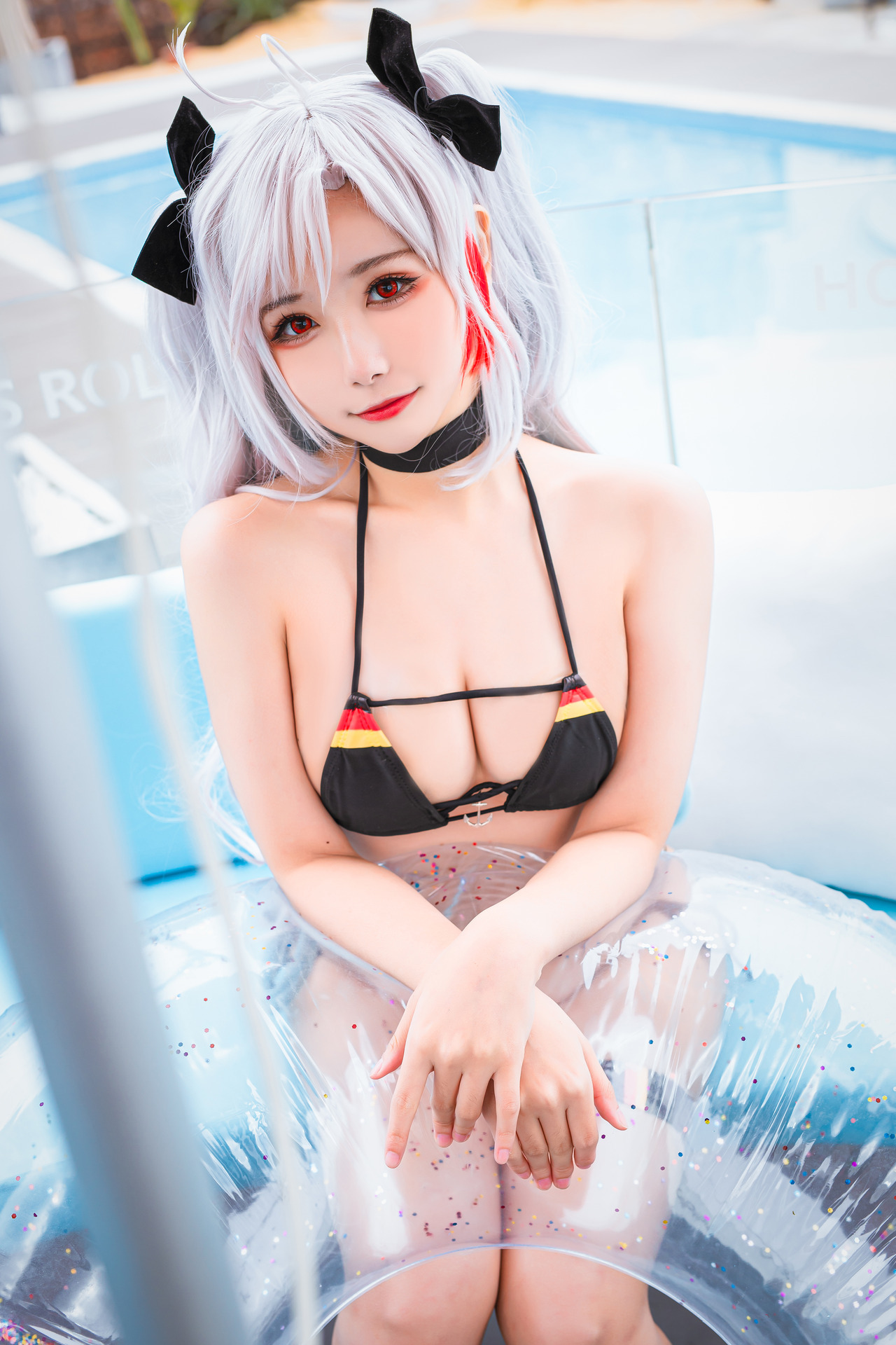 [Momoko葵葵] Prinz Eugen 欧根亲王 Bikini 水着 16