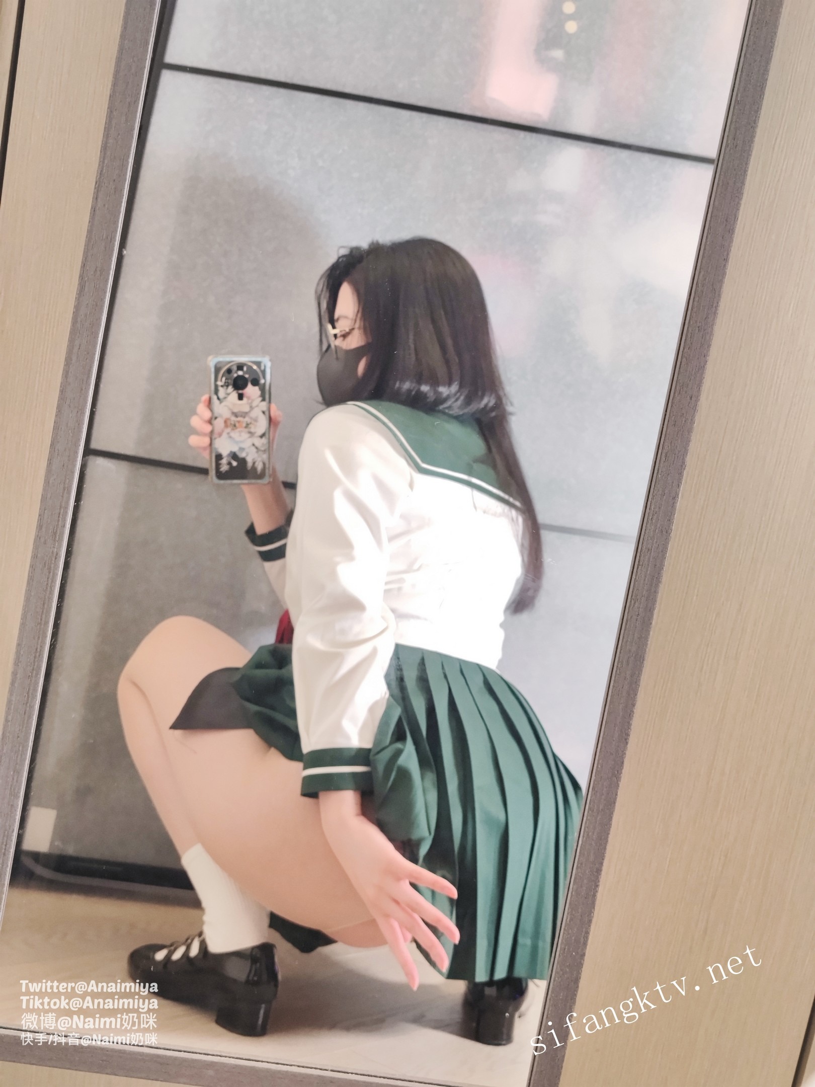 奶咪 戈薇学生服 12