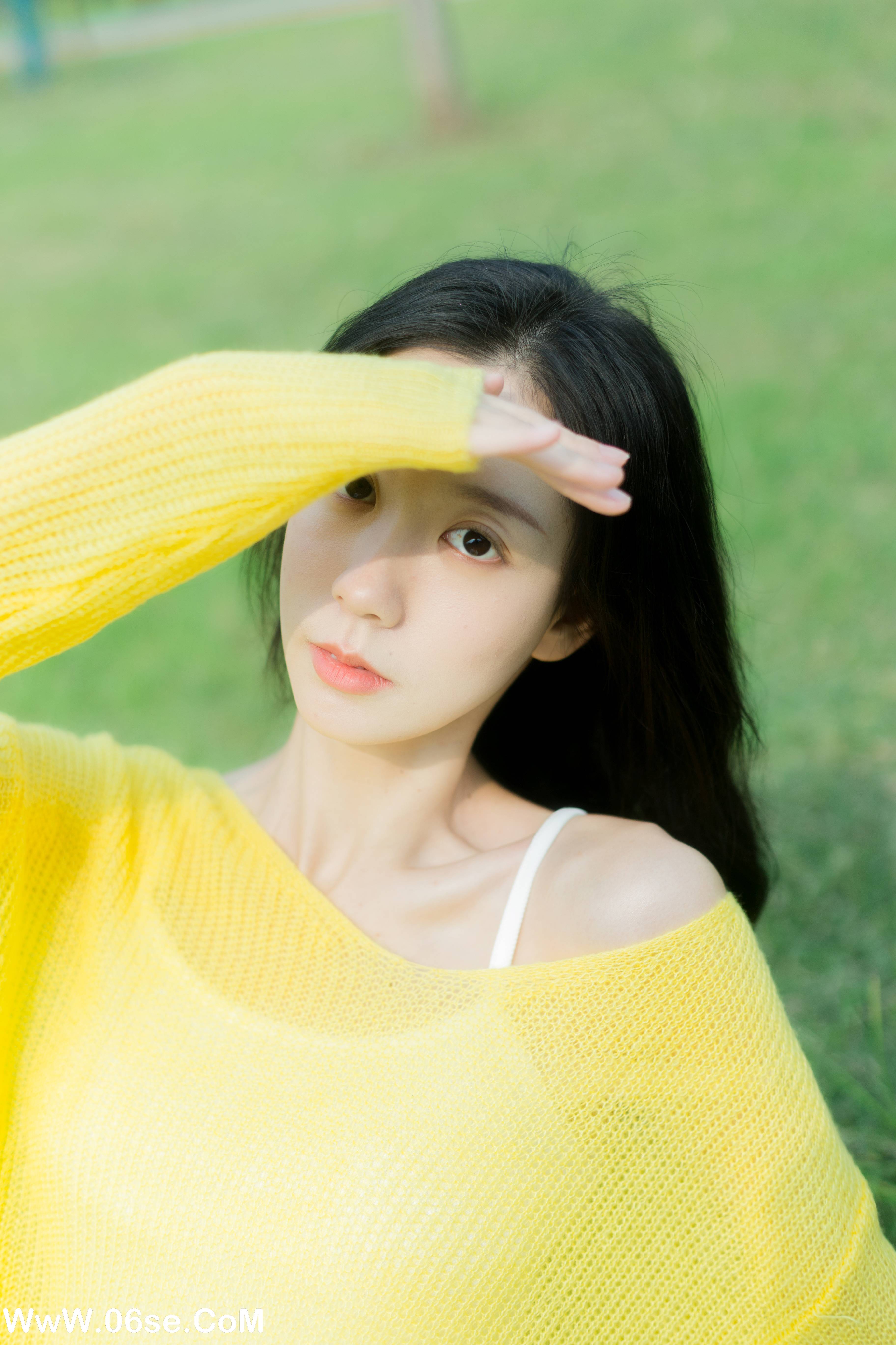 图片[7]-[YITUYU艺图语]2022.11.26 秋风轻轻 饲猫少女-[37+1P／342MB]-六色网