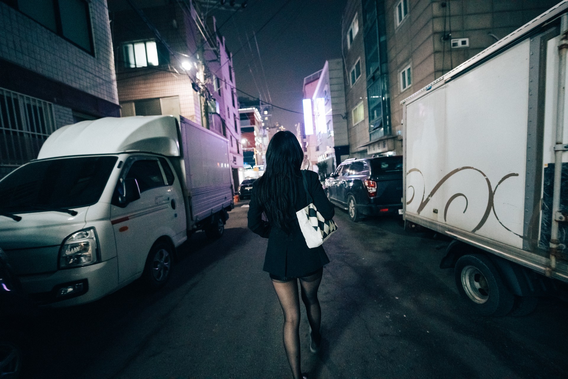 ZIA.Kwon 권지아, [Loozy] XXX At Night Road Set.01 3
