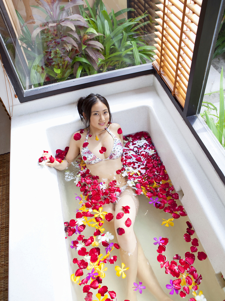 [Image: 778b5878423de0efa2b54.jpg]
